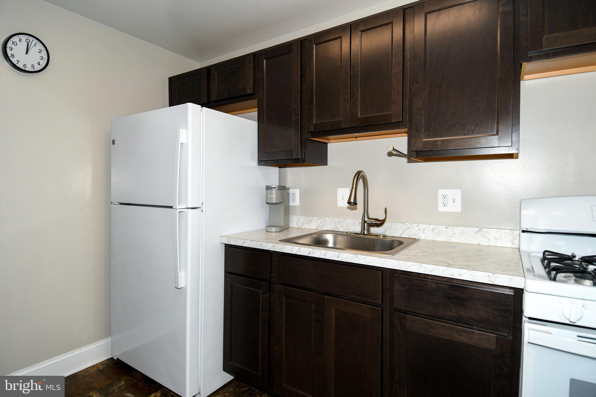 BELLE VIEW - Residential Lease