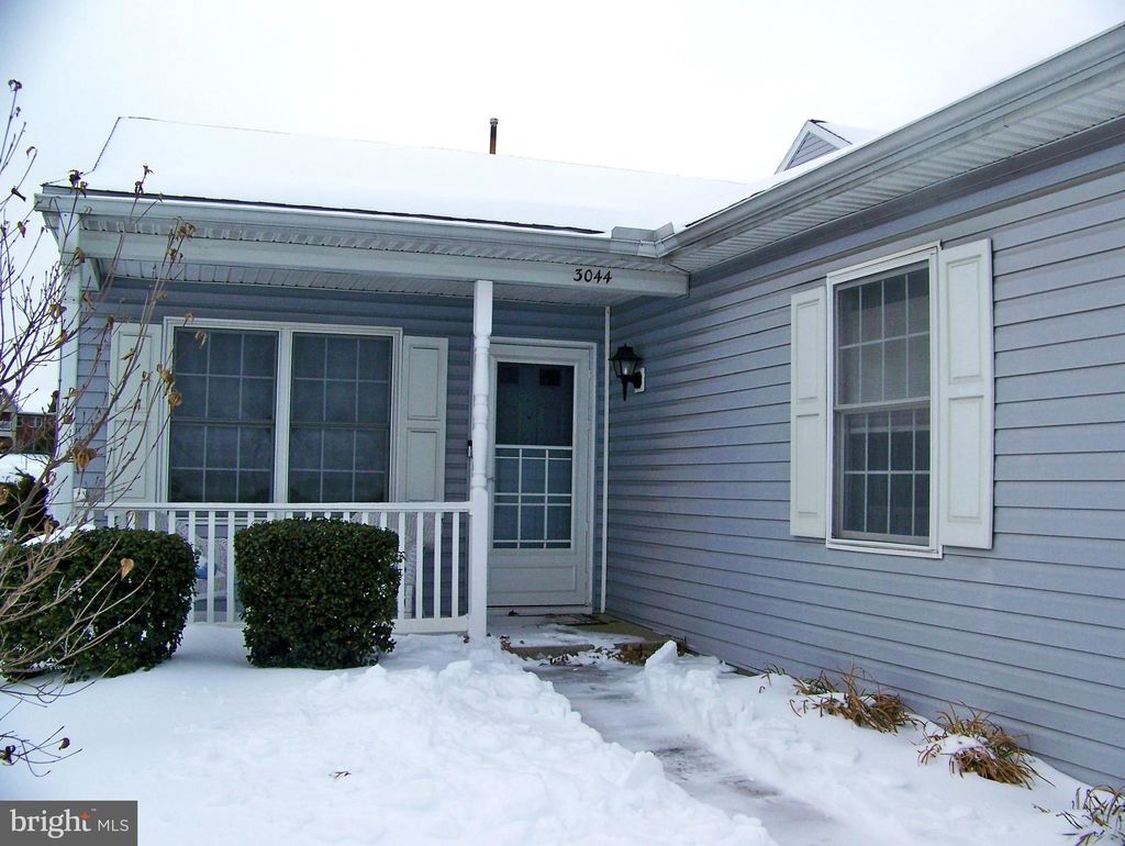 Photo of 3044 Village Circle W, YORK, PA 17404 (MLS # PAYK2097184)