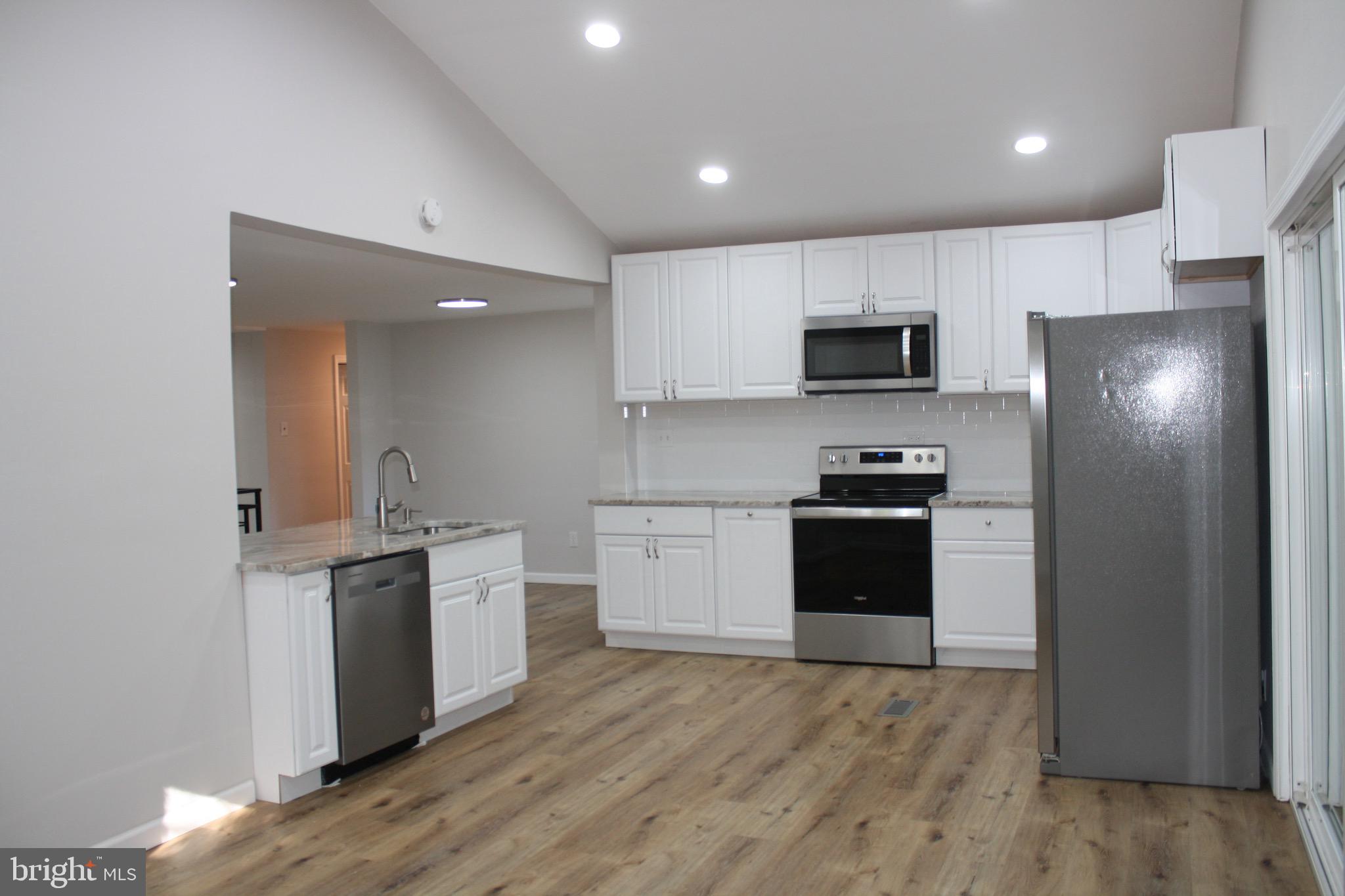 LANGHORNE CREST - Residential