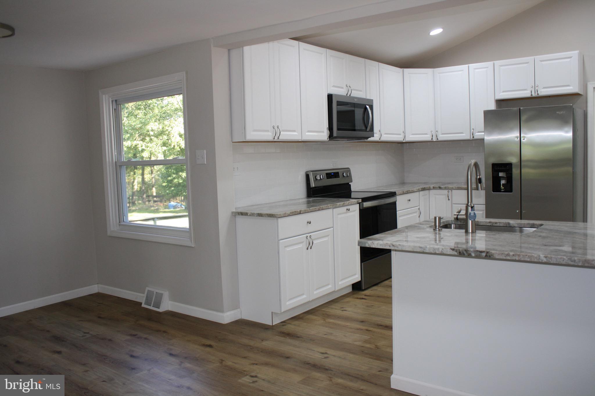 LANGHORNE CREST - Residential