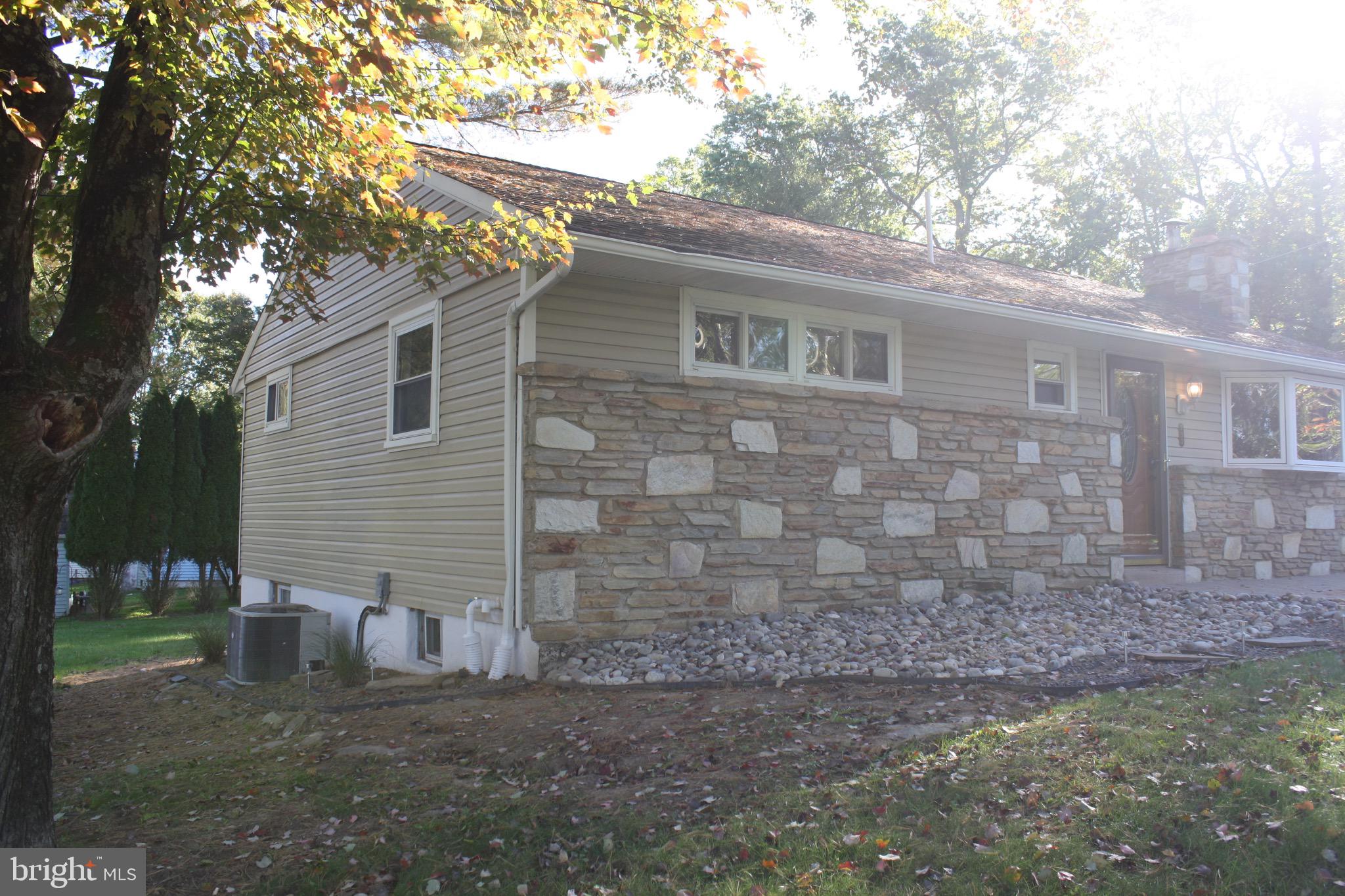 LANGHORNE CREST - Residential