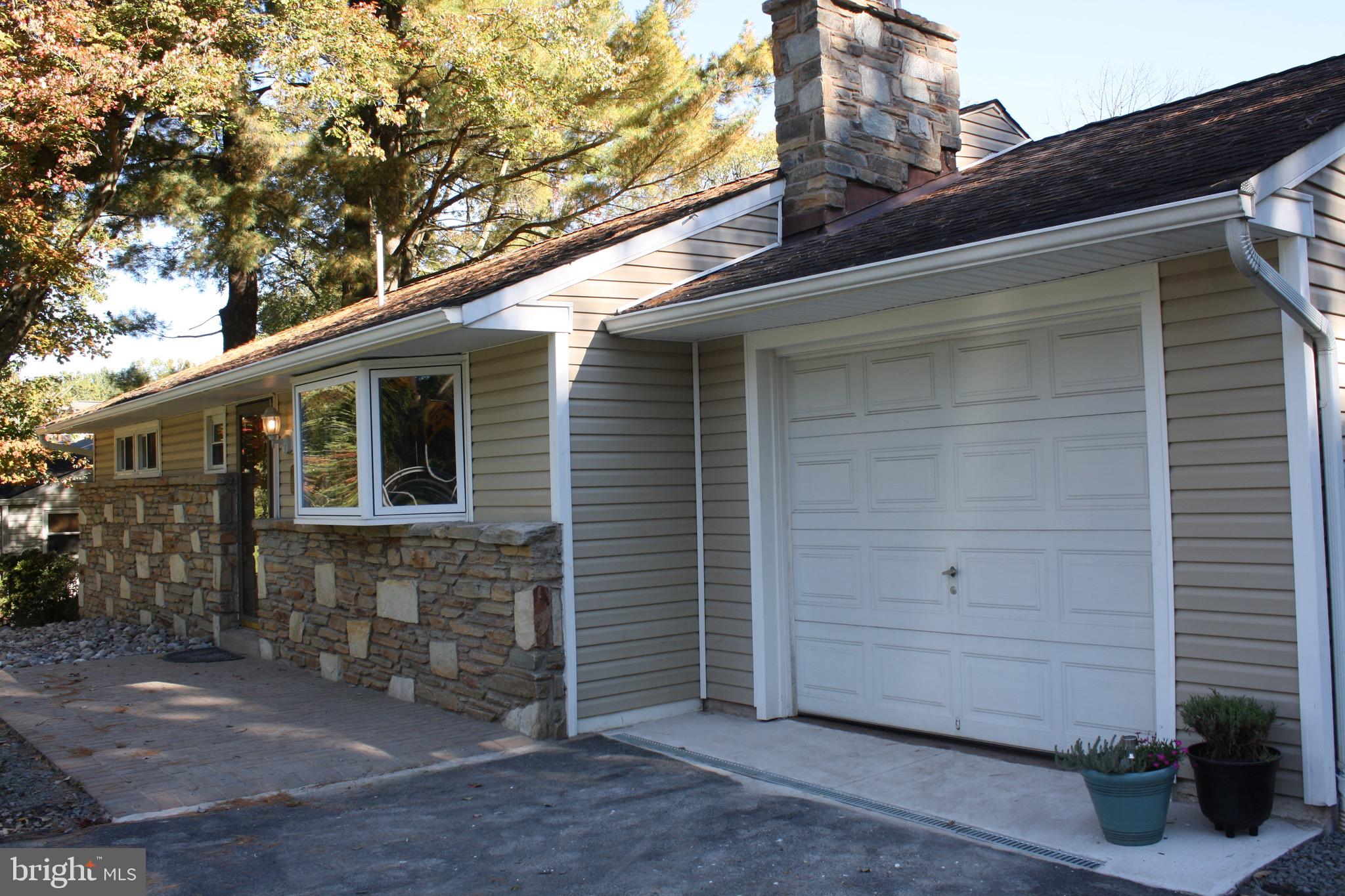 LANGHORNE CREST - Residential