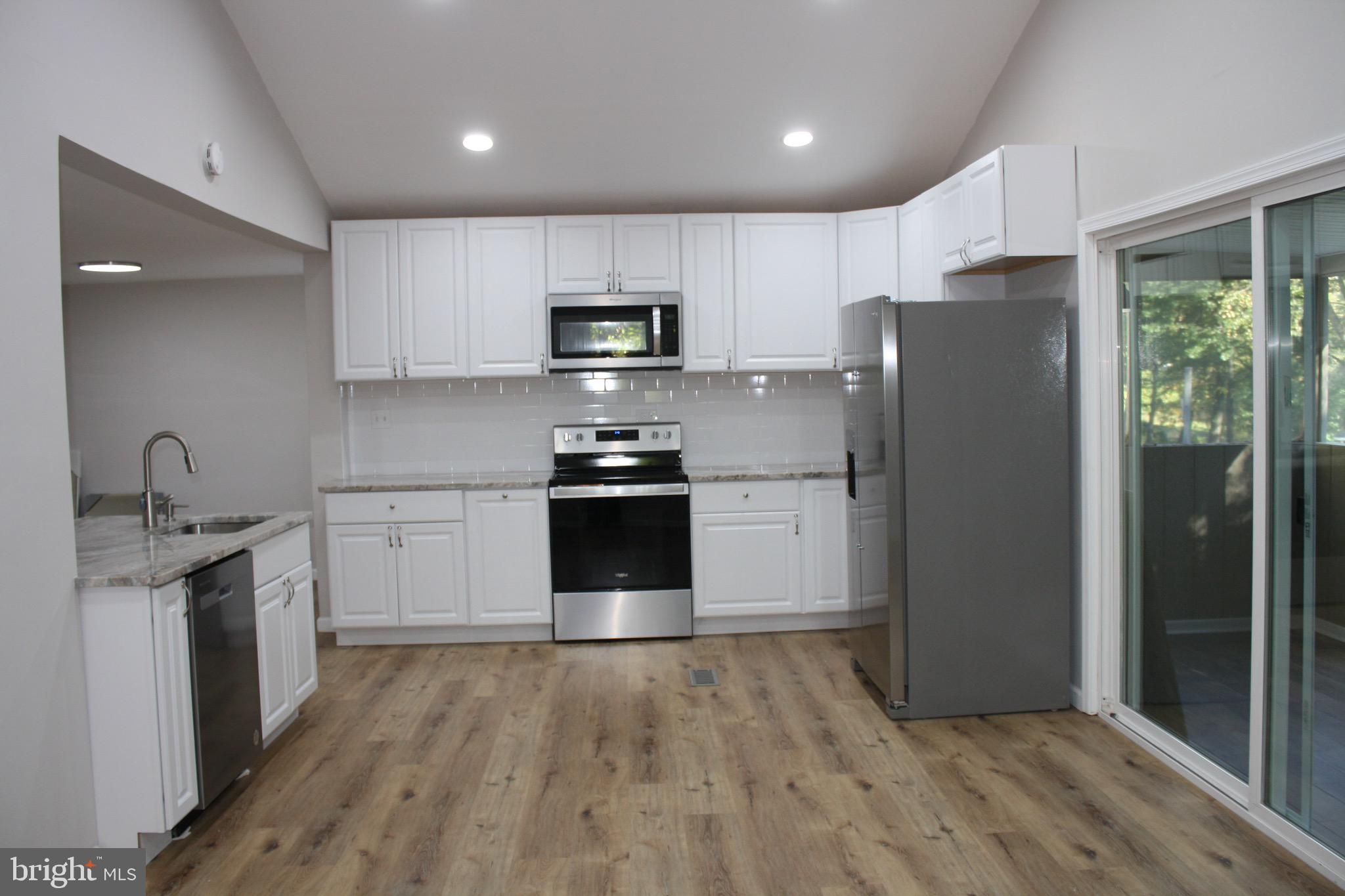 LANGHORNE CREST - Residential