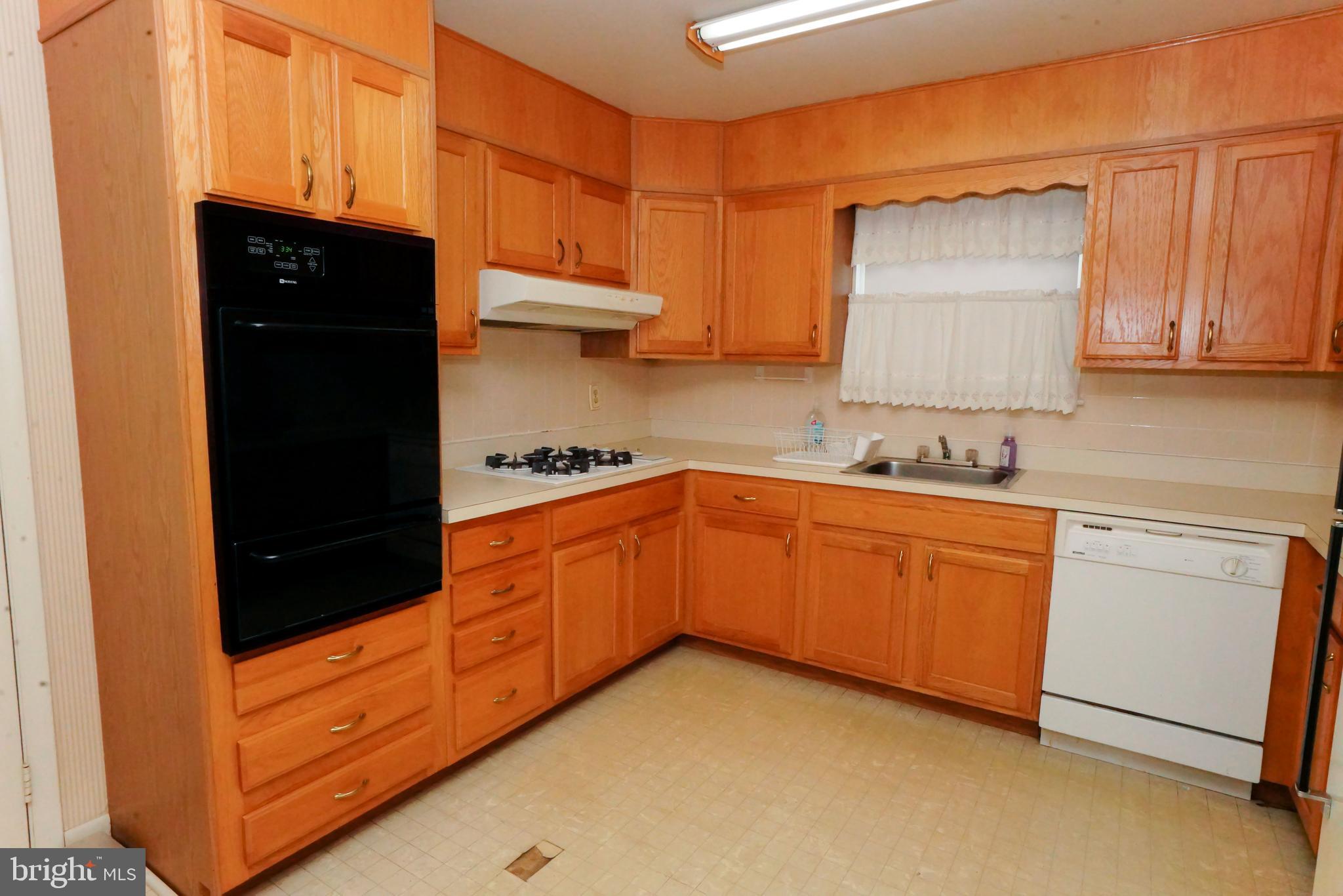 UPPER PARK HEIGHTS - Residential