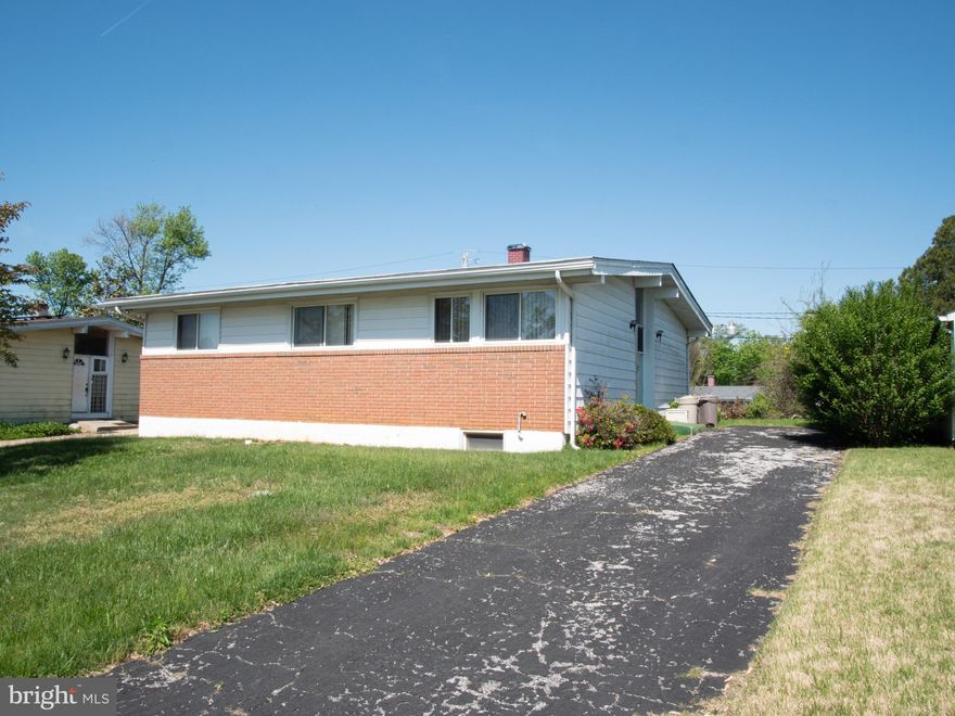 INVESTMENT OPPORTUNITY.  FULL OF POTENTIAL. PRICED TO SELL. BEING SOLD STRICTLY AS IS. 3 BEDROOM, 2  BATH RANCHER. 2-CAR DRIVEWAY.  LEVEL LOT.  CLOSE TO COMMUTER ROUTES, SHOPPING & DINING.