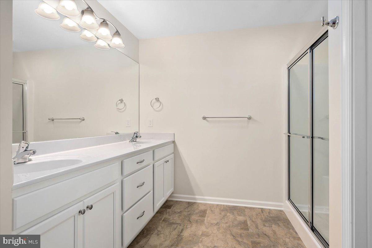 CAPE ISLE OF WIGHT - Residential