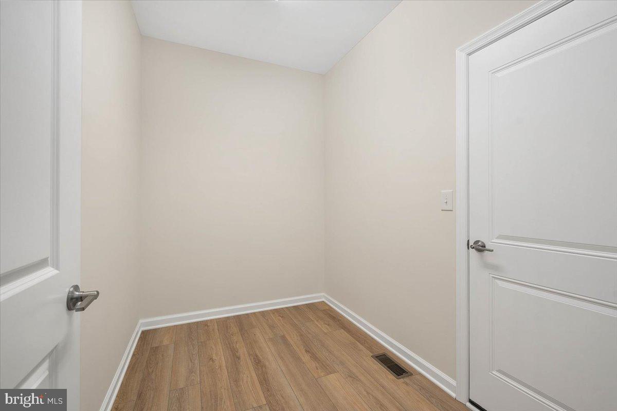 CAPE ISLE OF WIGHT - Residential