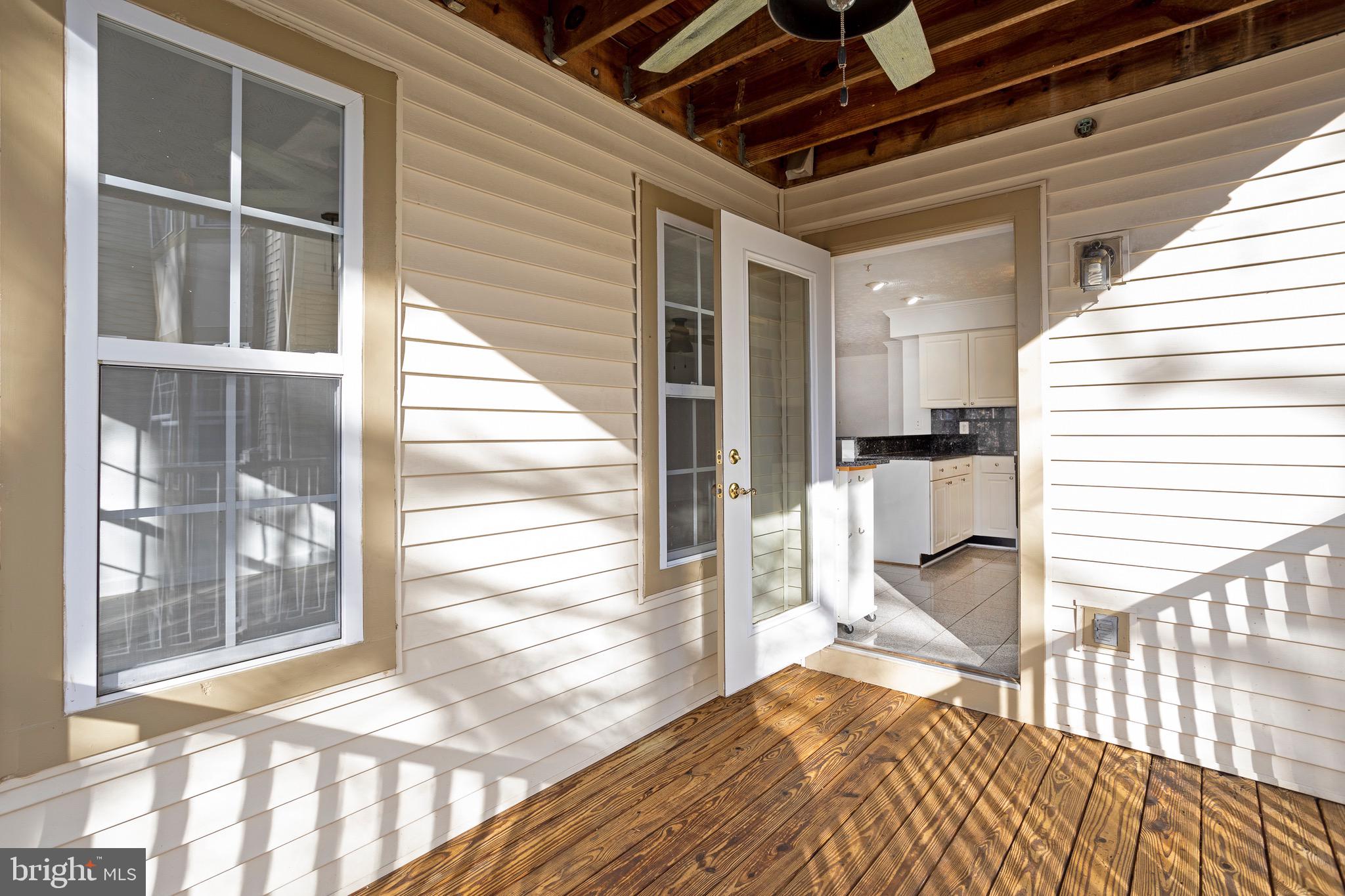 ADMIRAL REACH AT HARBOUR GATES - Residential