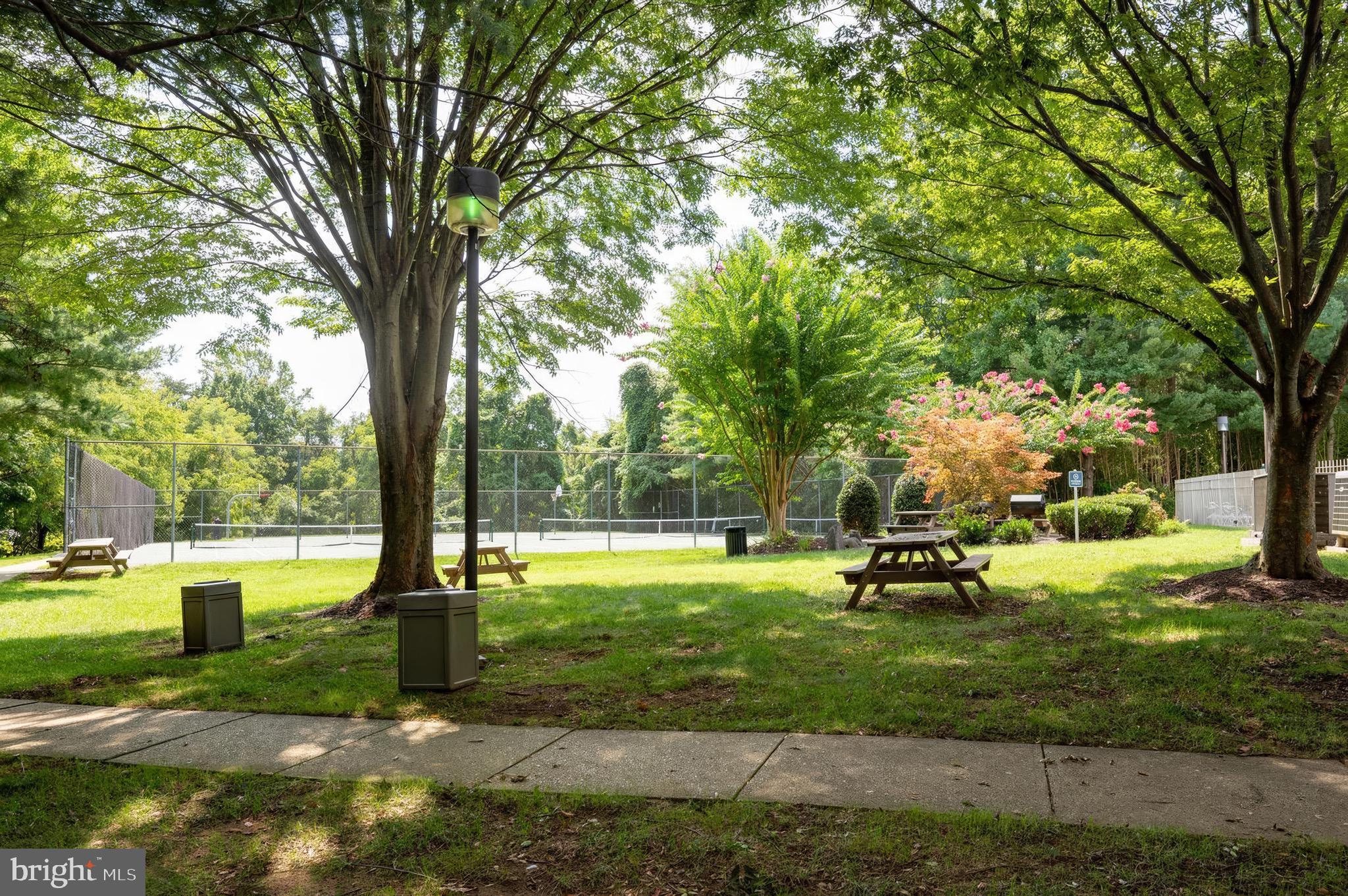 ADMIRAL REACH AT HARBOUR GATES - Residential