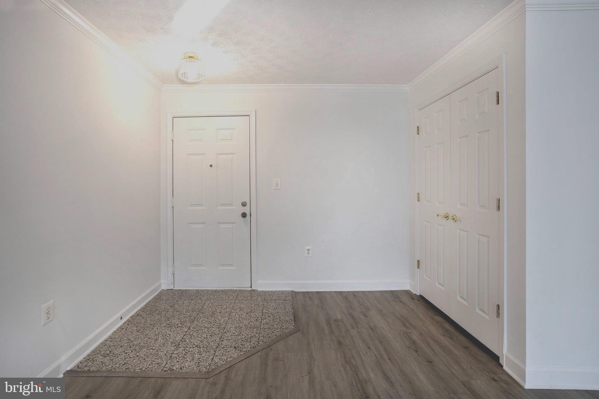 ADMIRAL REACH AT HARBOUR GATES - Residential