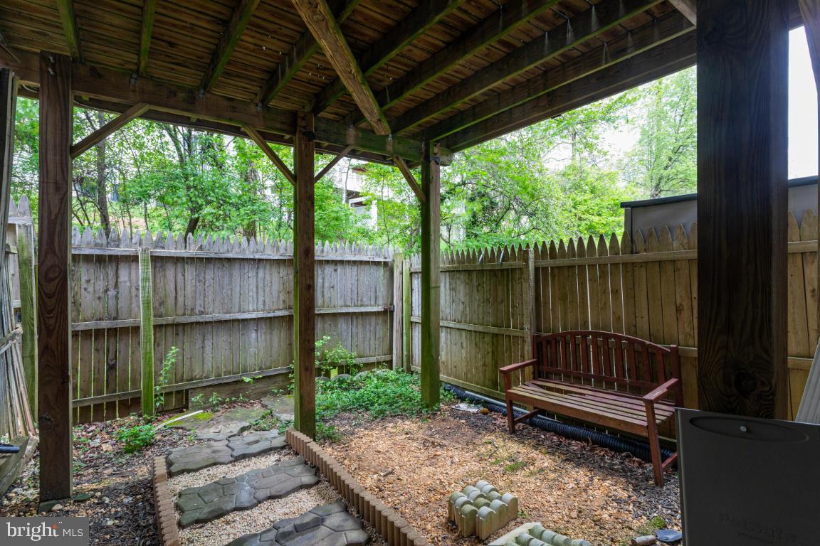 CHERRYWOOD CONDO - Residential