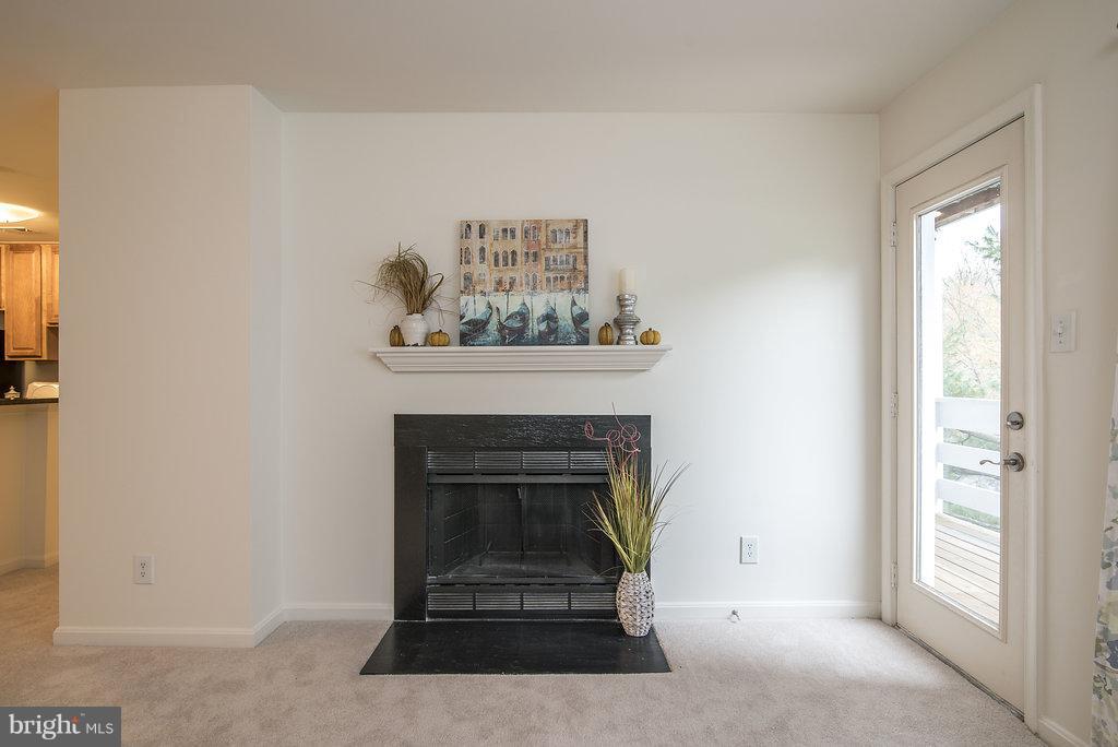 FOUR WINDS AT OAKTON - Residential