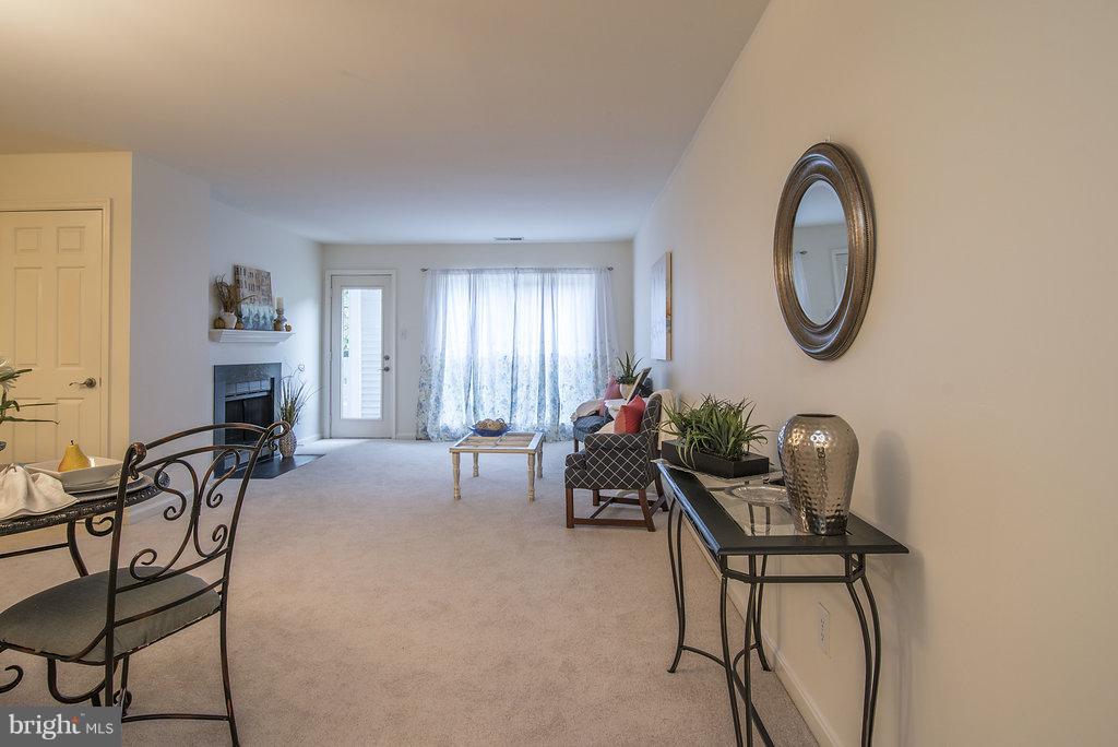 FOUR WINDS AT OAKTON - Residential