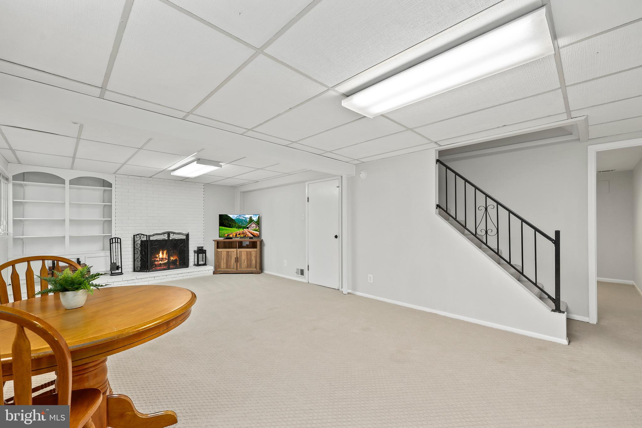 MOSBY WOODS - Residential