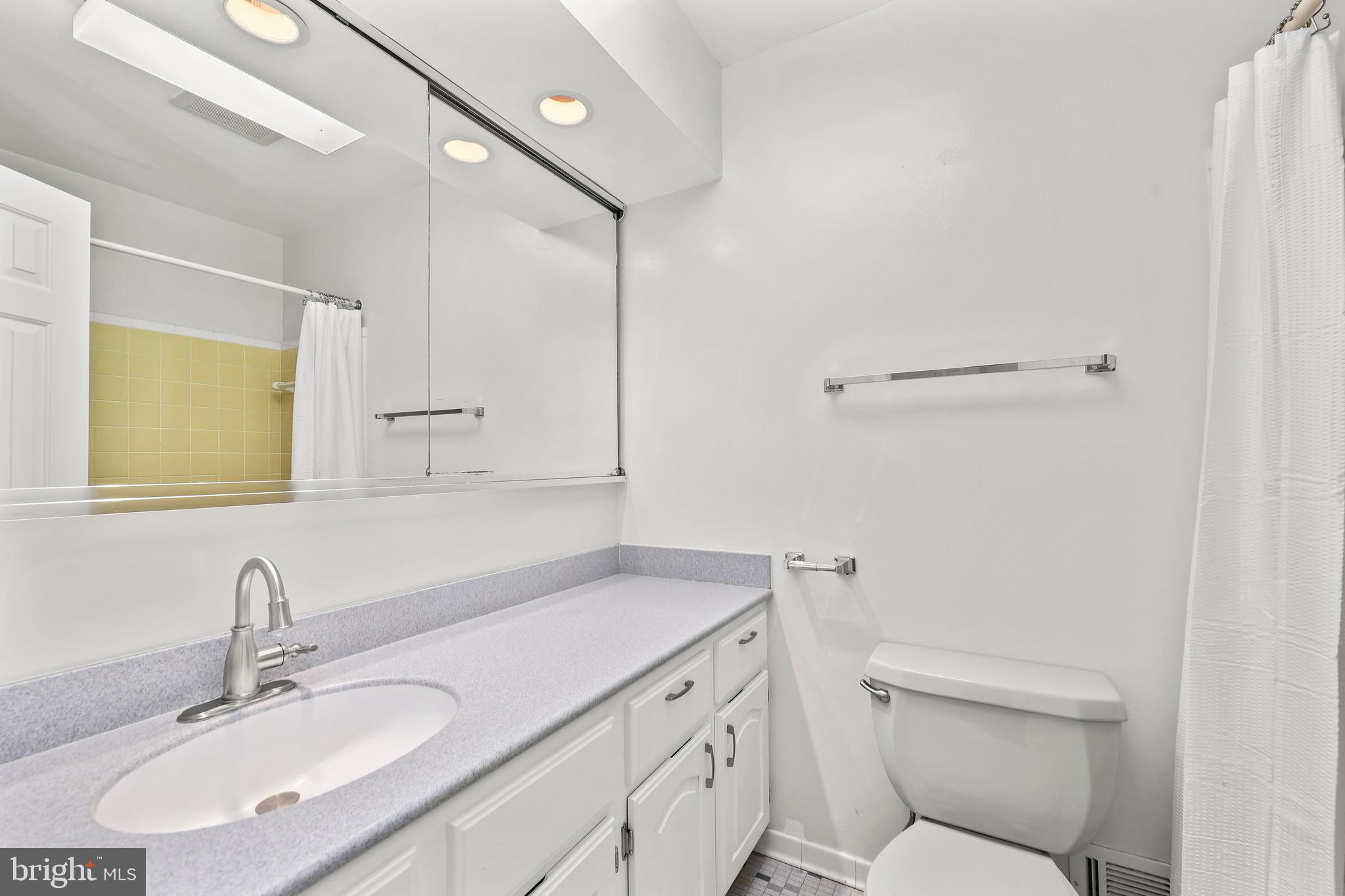 MOSBY WOODS - Residential