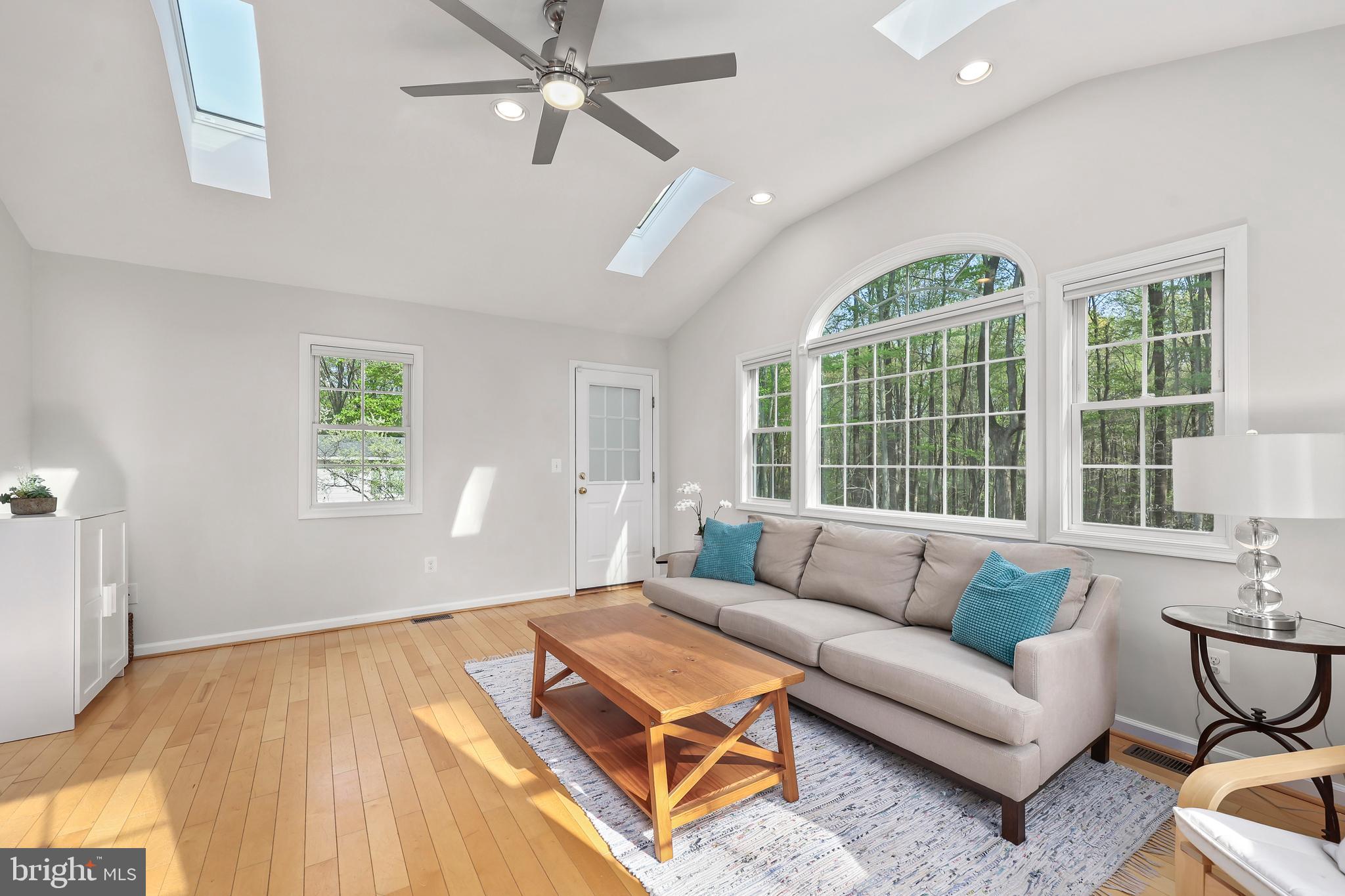 MOSBY WOODS - Residential