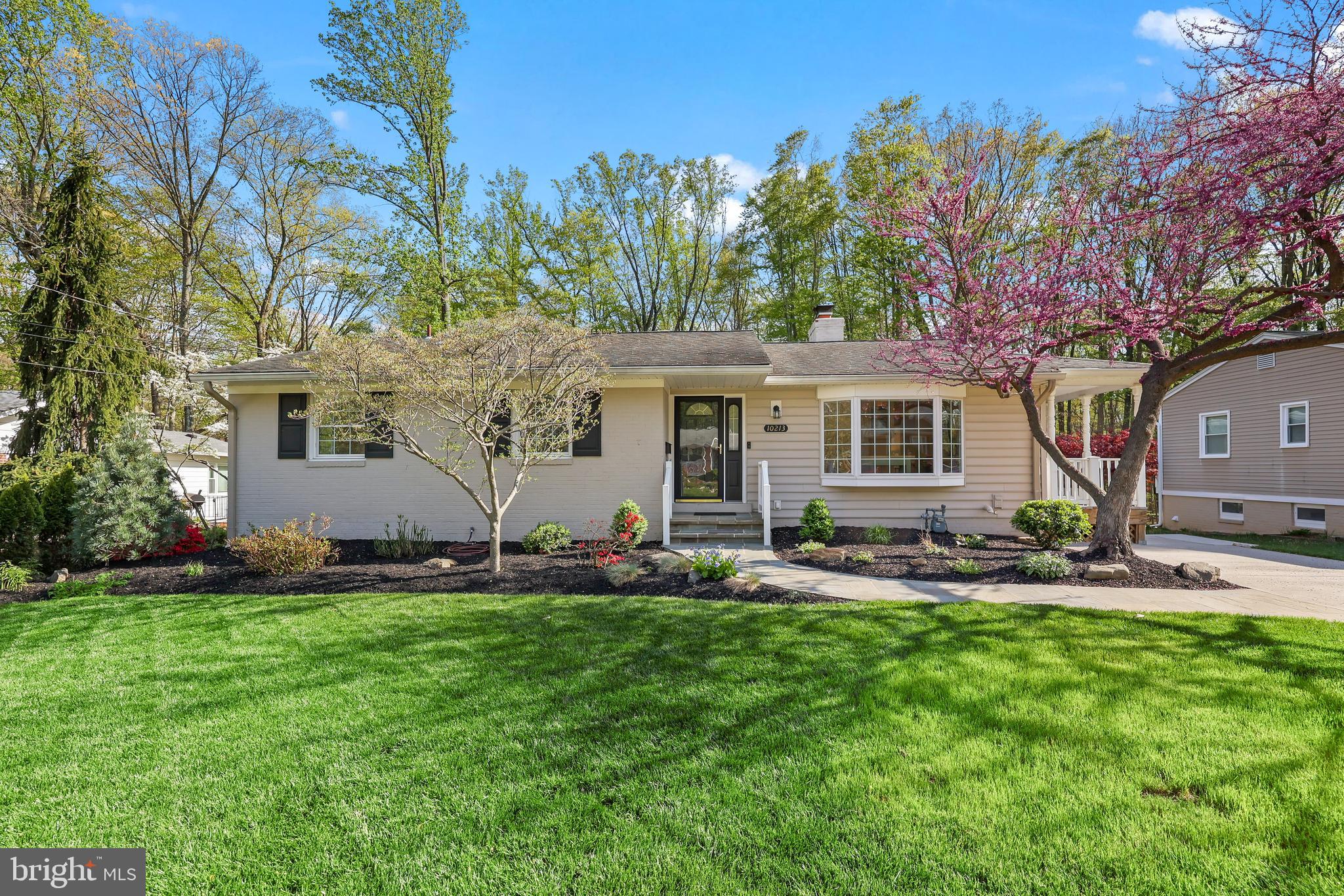 10213 FOX LANE