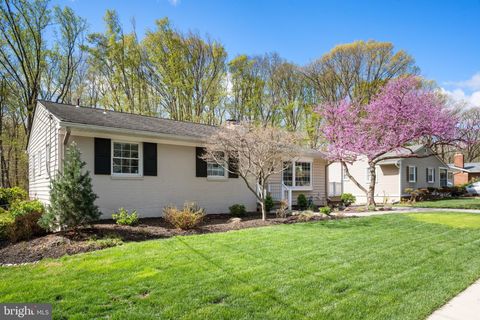 10213 FOX LANE FAIRFAX VA 22030