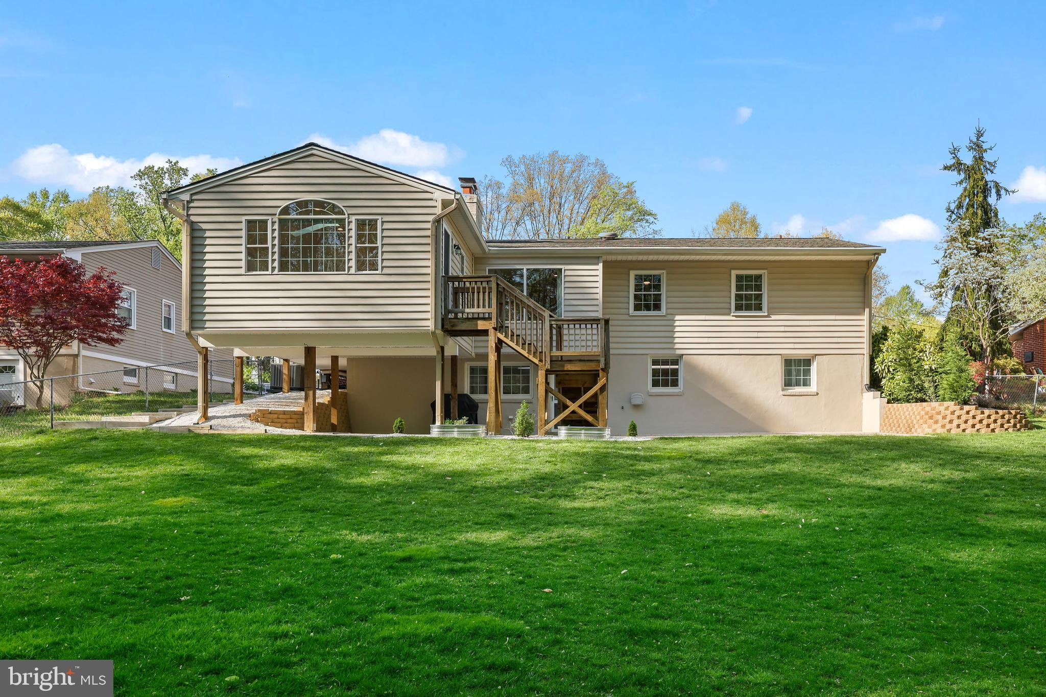 MOSBY WOODS - Residential