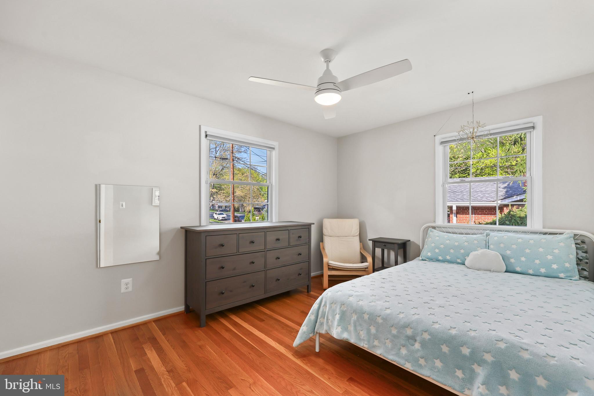 MOSBY WOODS - Residential