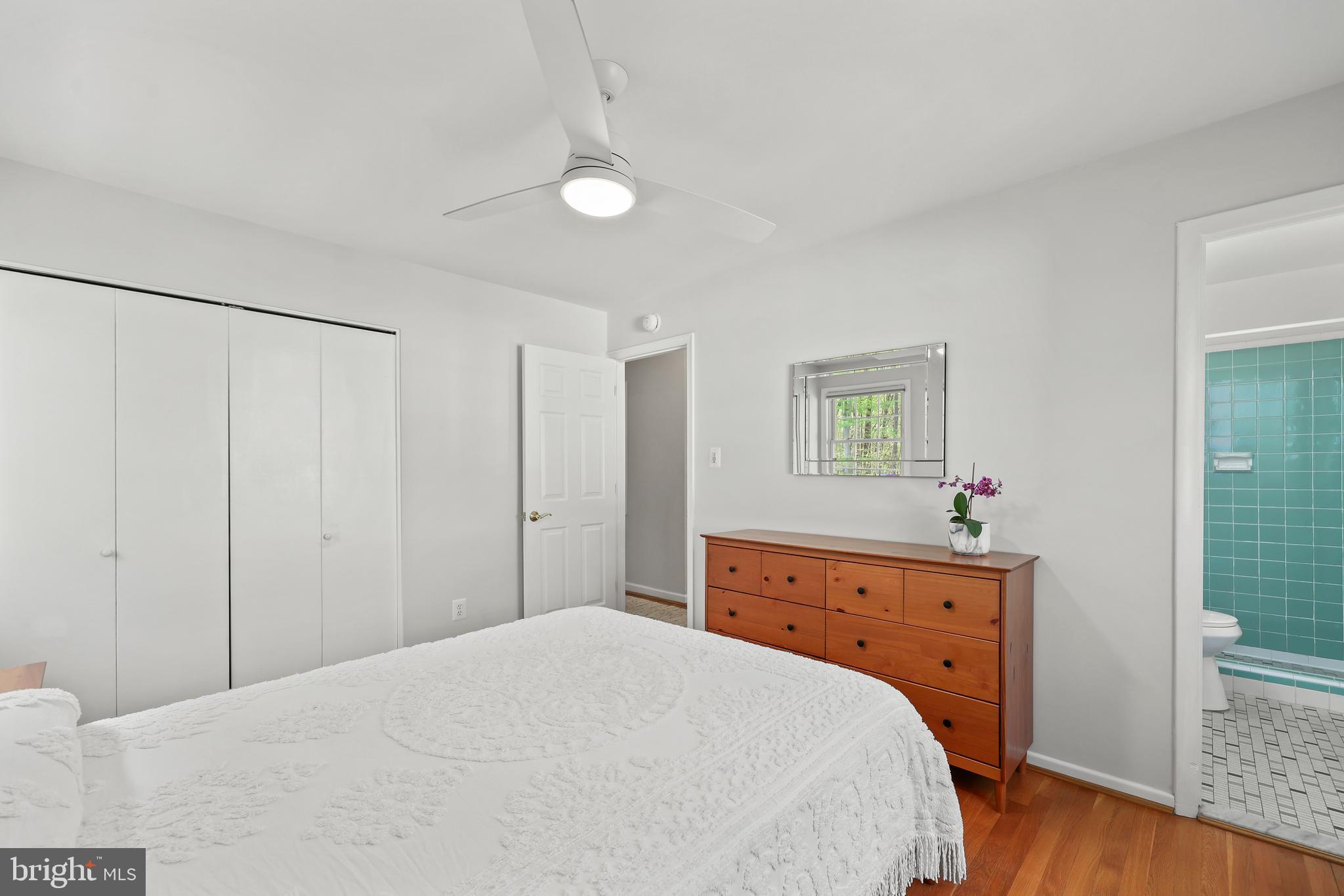 MOSBY WOODS - Residential