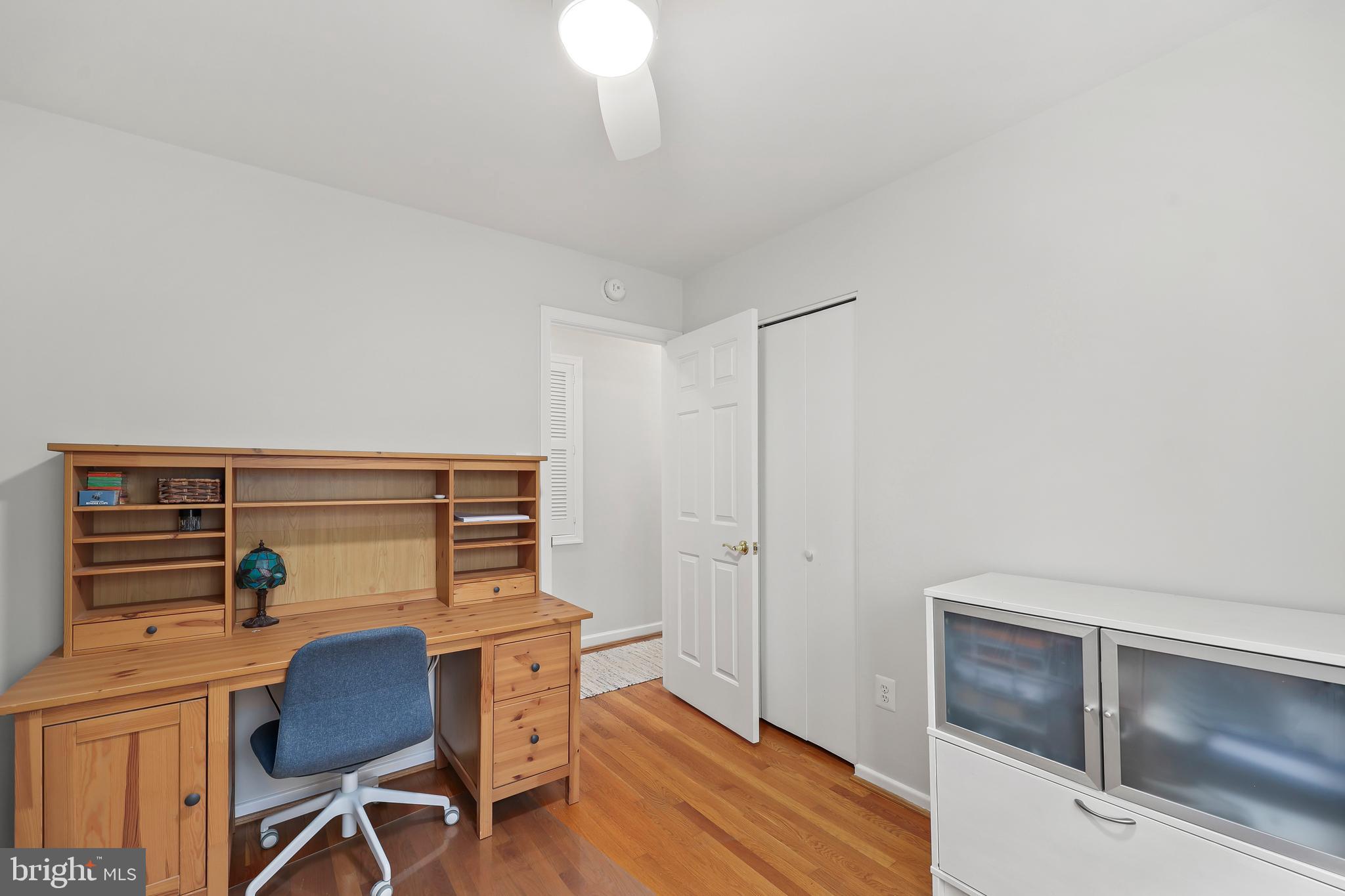 MOSBY WOODS - Residential