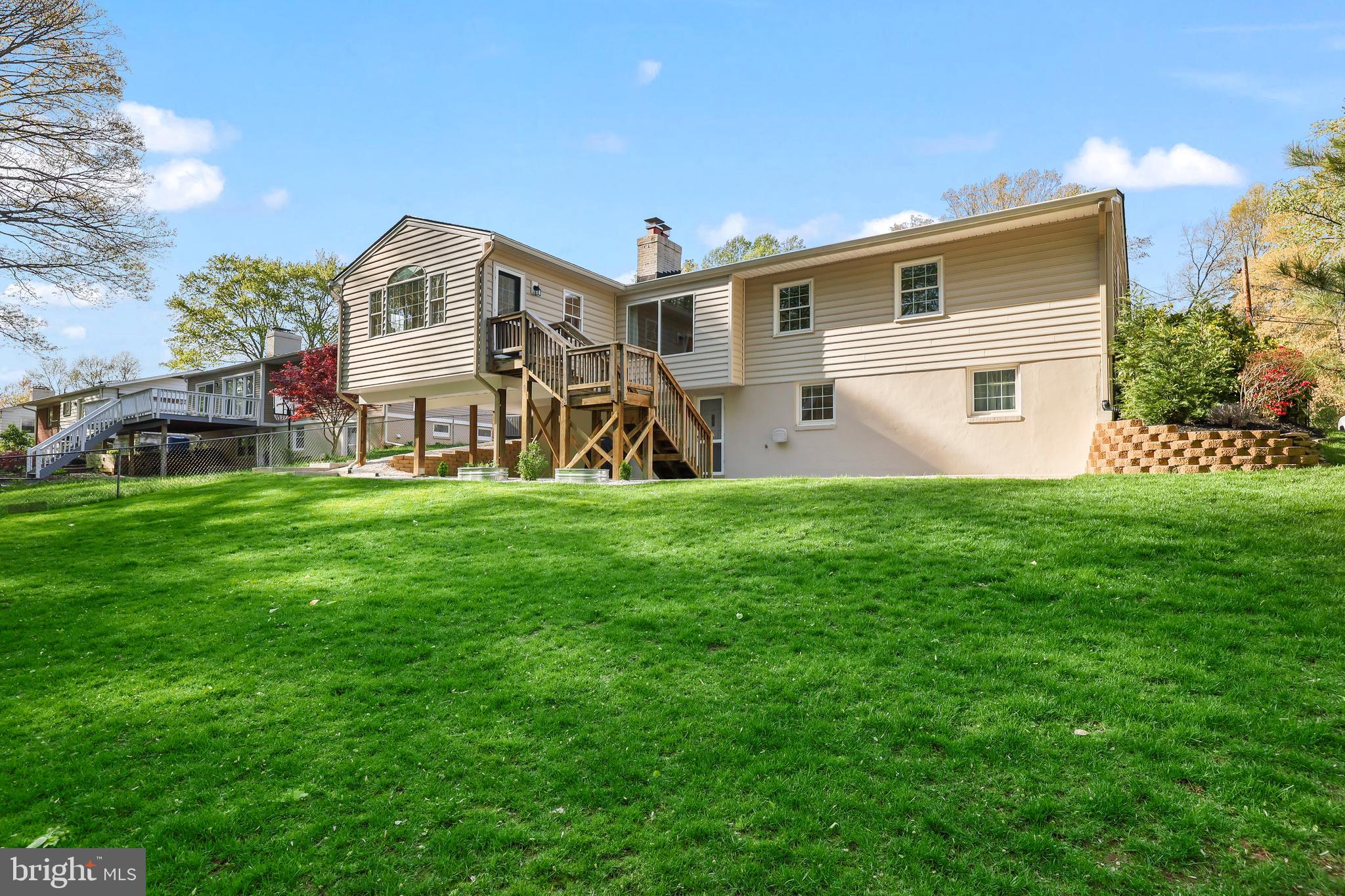 MOSBY WOODS - Residential