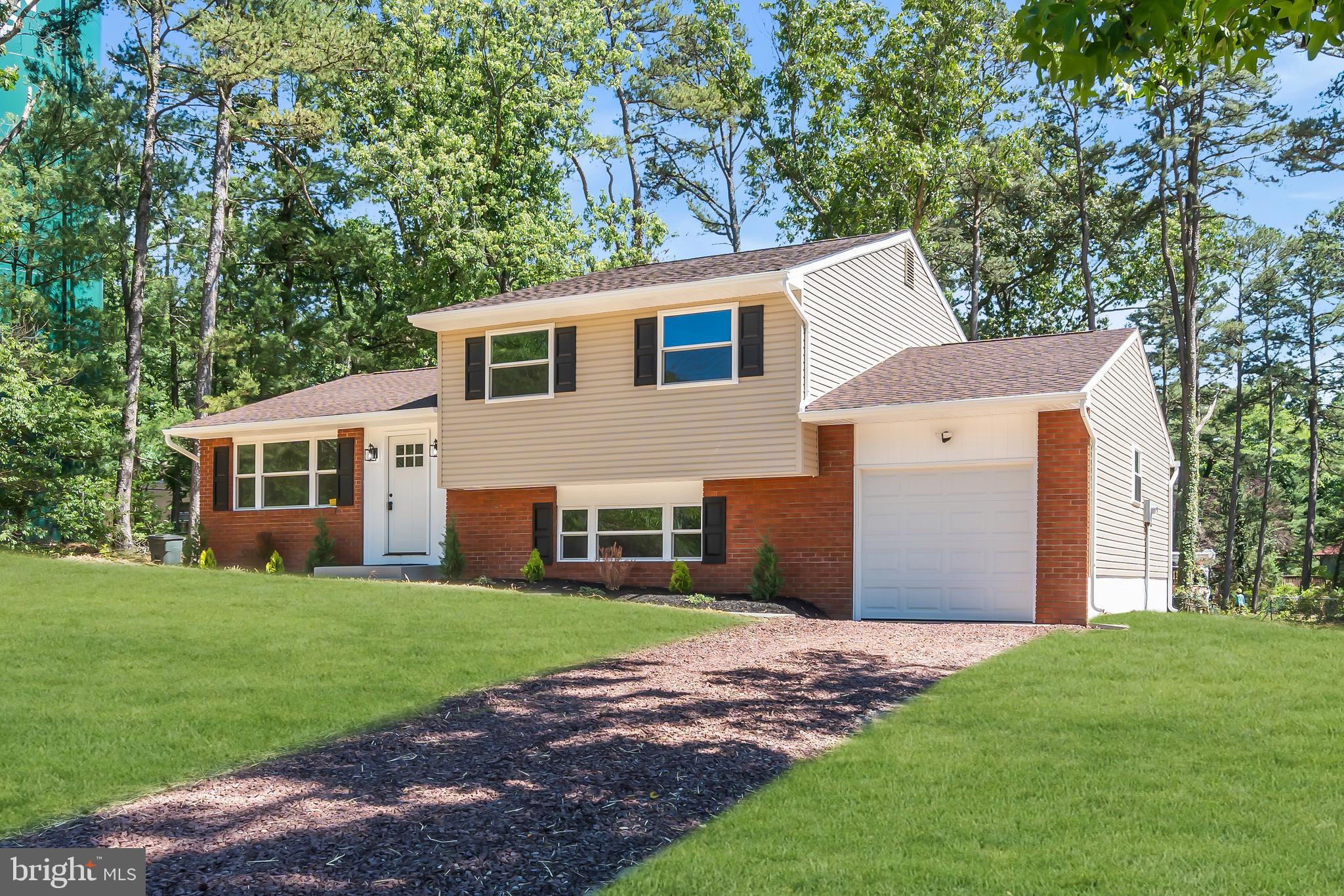 143 OAK PINES BOULEVARD