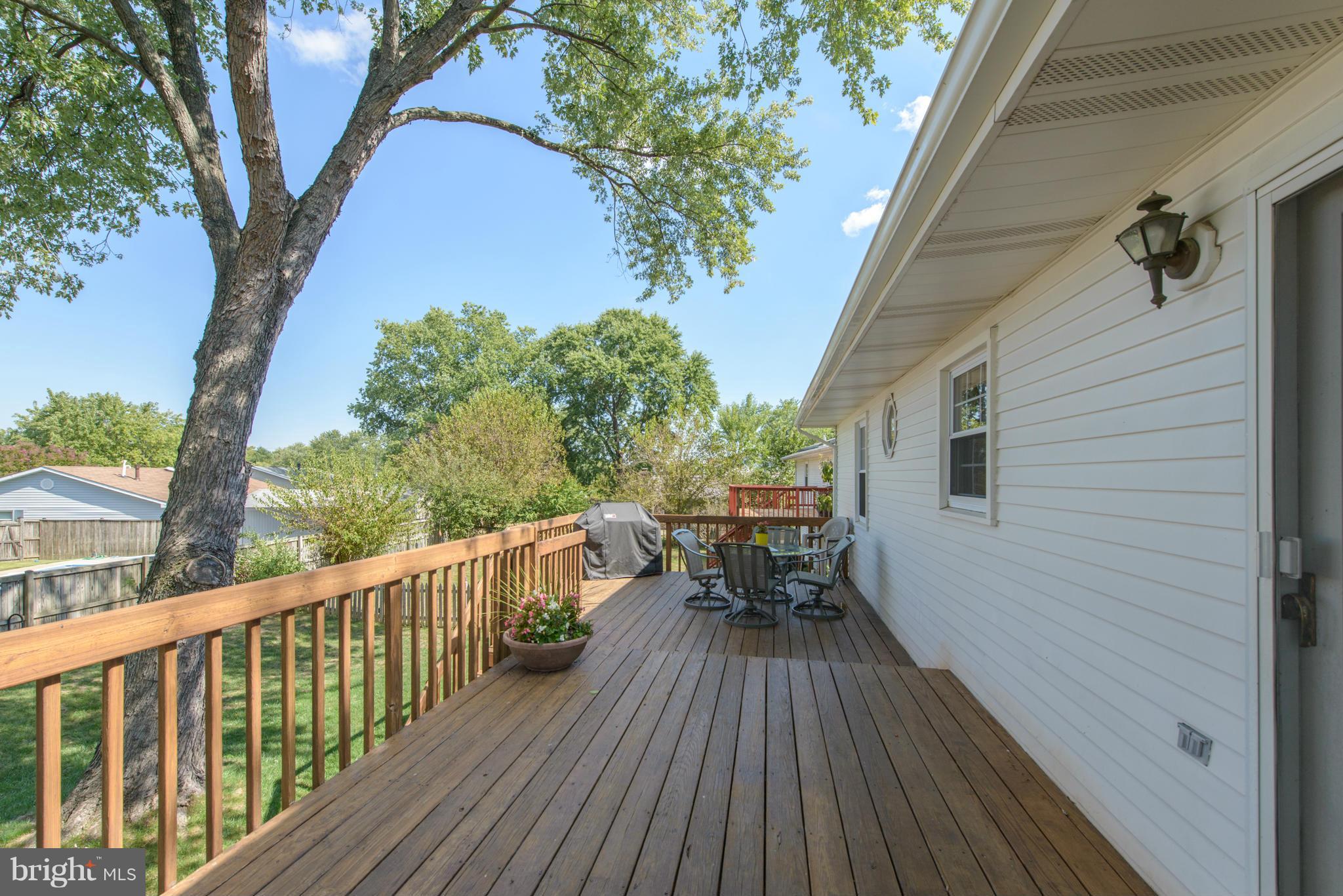 FOUR SEASONS ESTATES - Residential