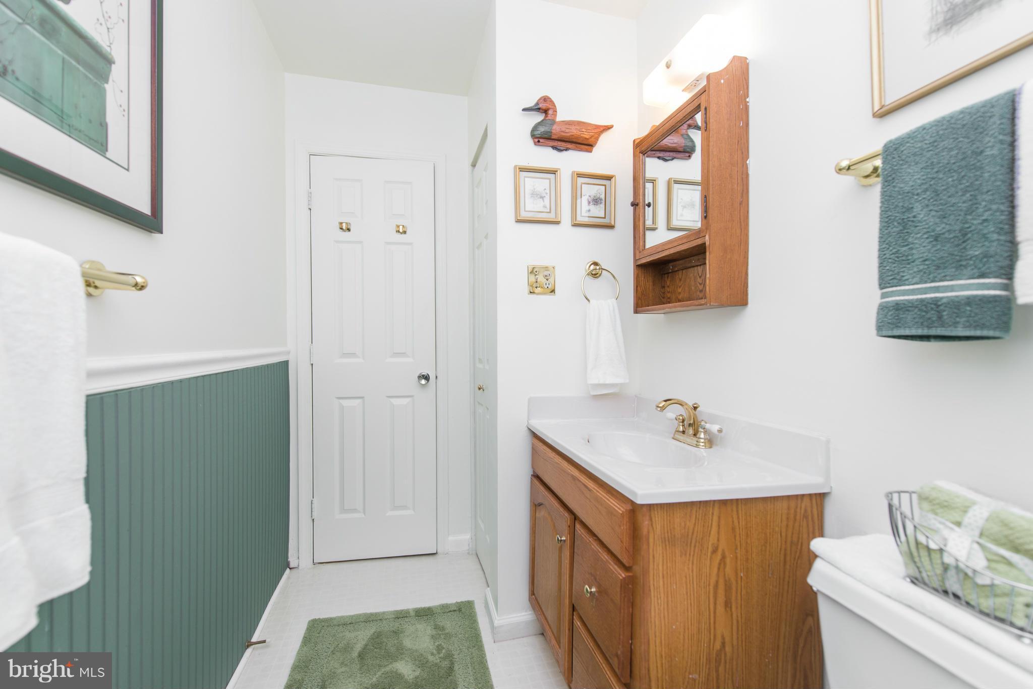 FOUR SEASONS ESTATES - Residential