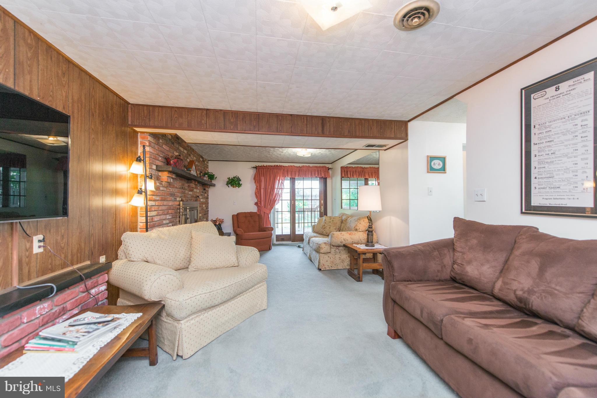 FOUR SEASONS ESTATES - Residential