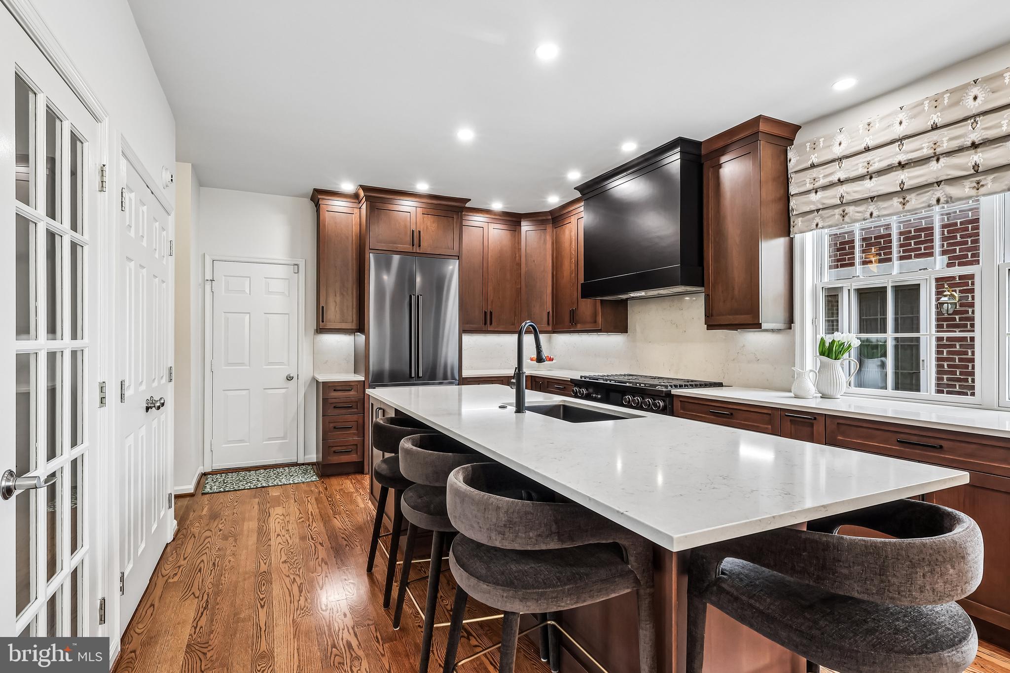 BELLE AIRE - Residential