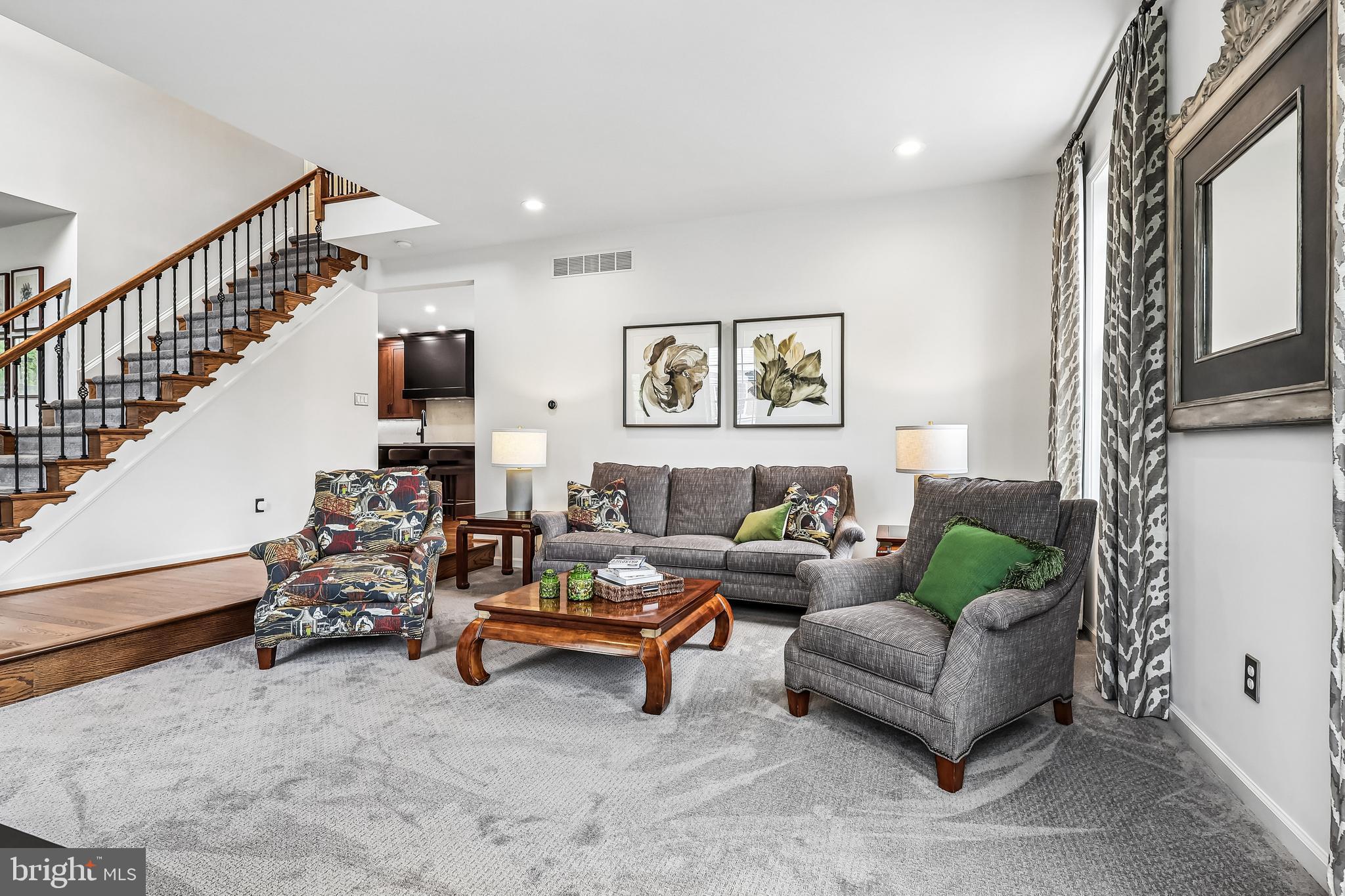 BELLE AIRE - Residential