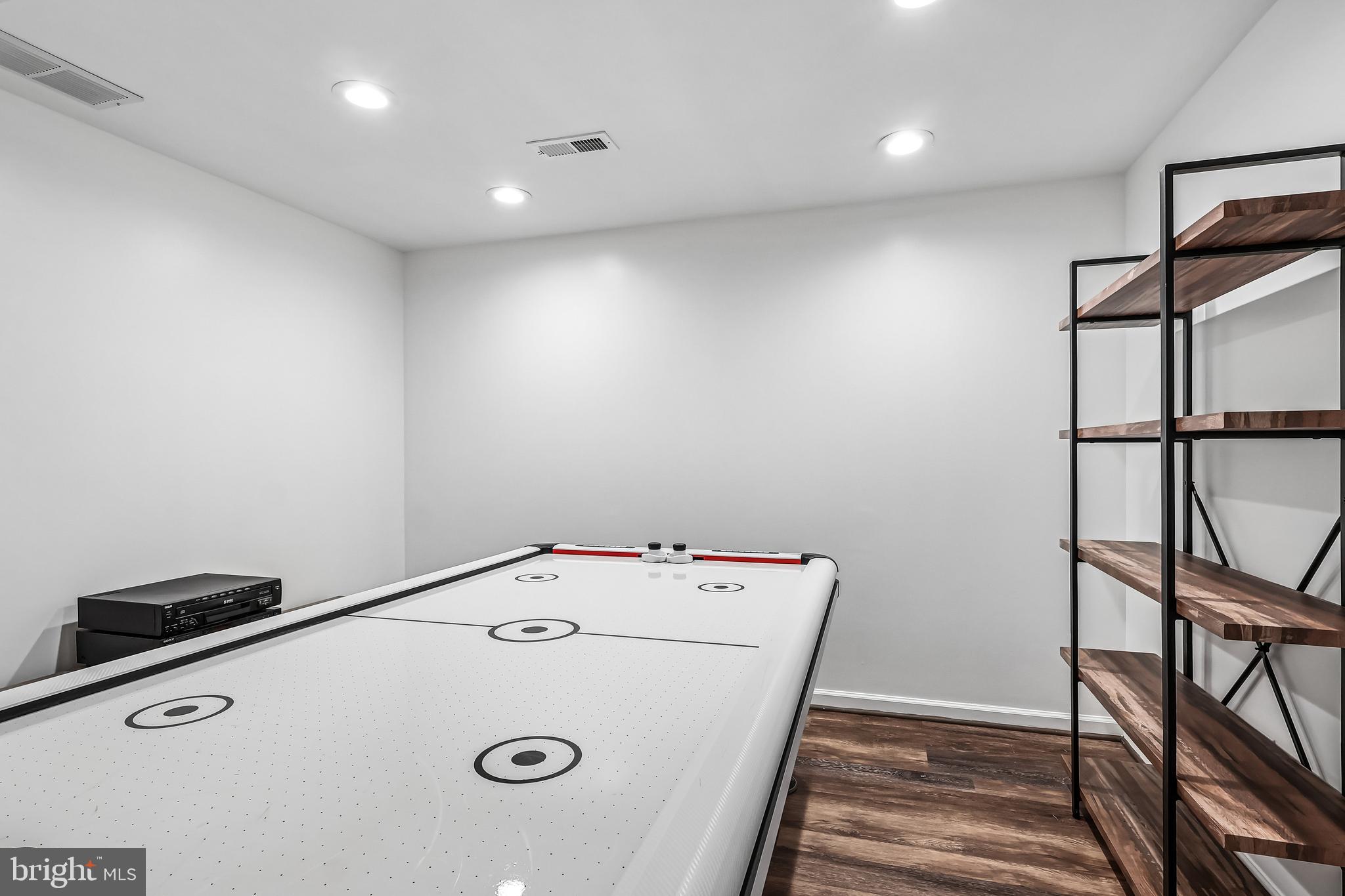 BELLE AIRE - Residential