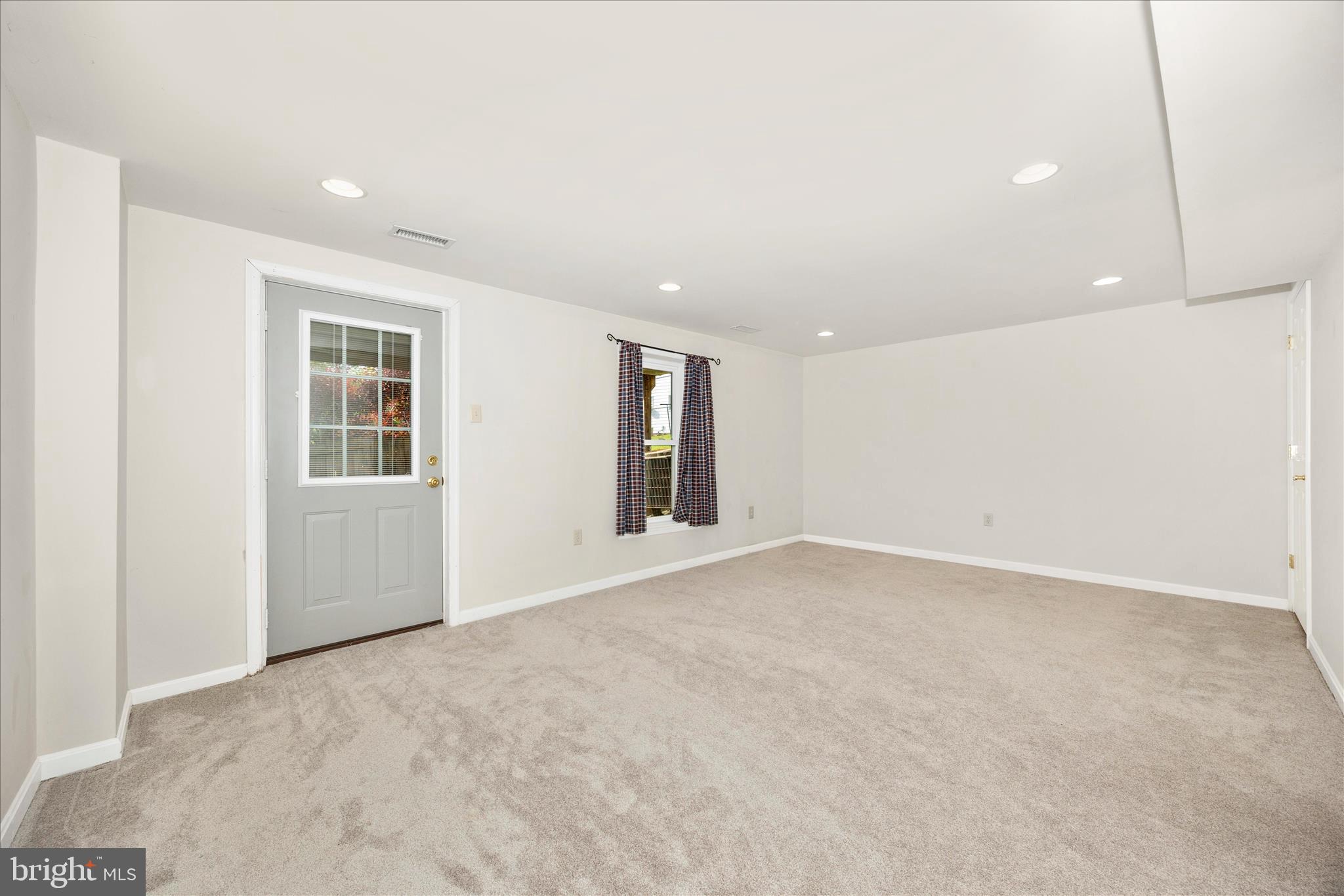 VALLEY VIEW - Residential