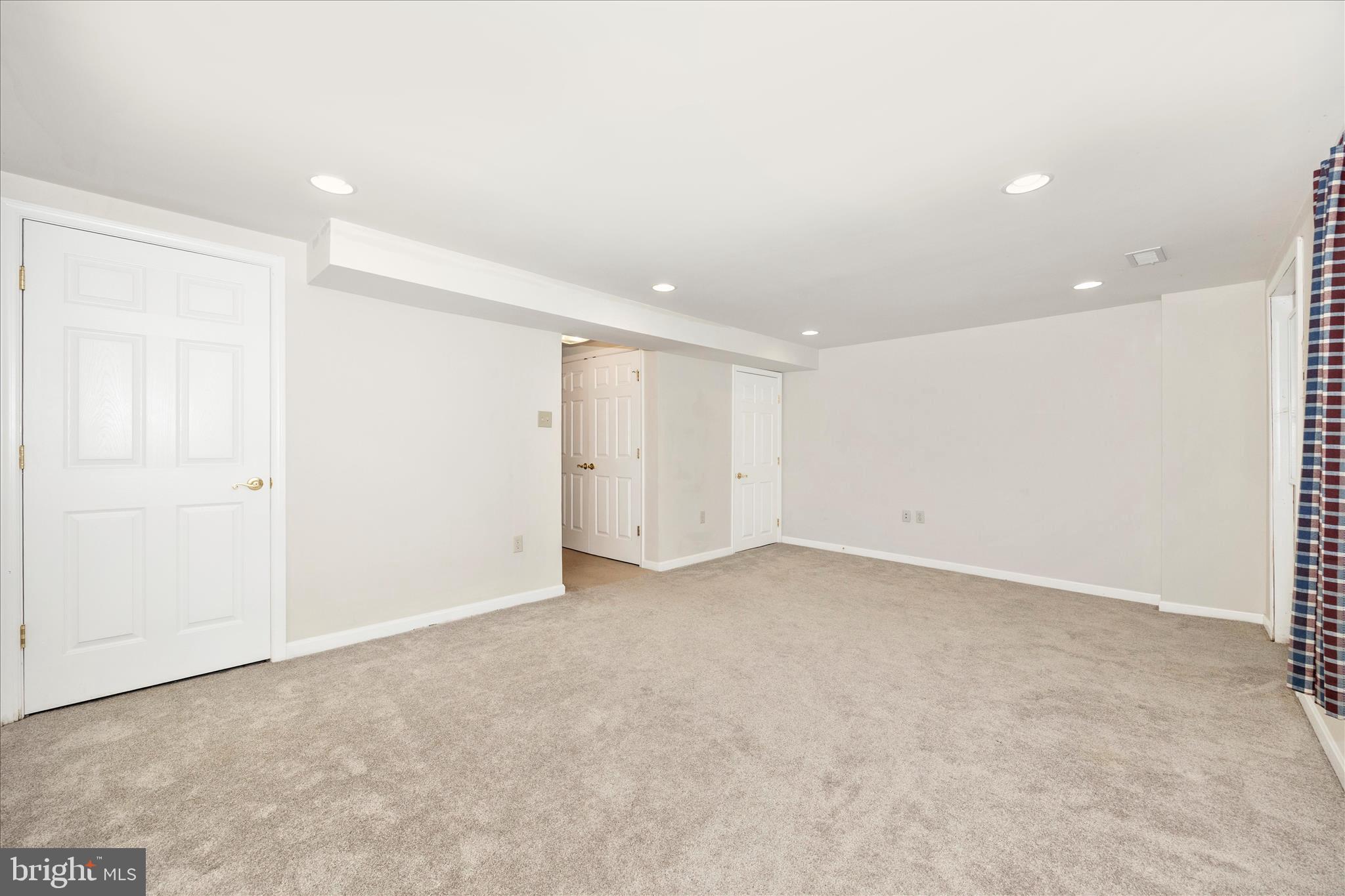 VALLEY VIEW - Residential