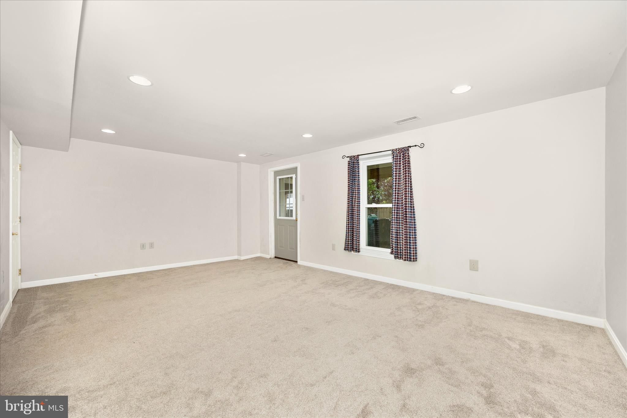 VALLEY VIEW - Residential