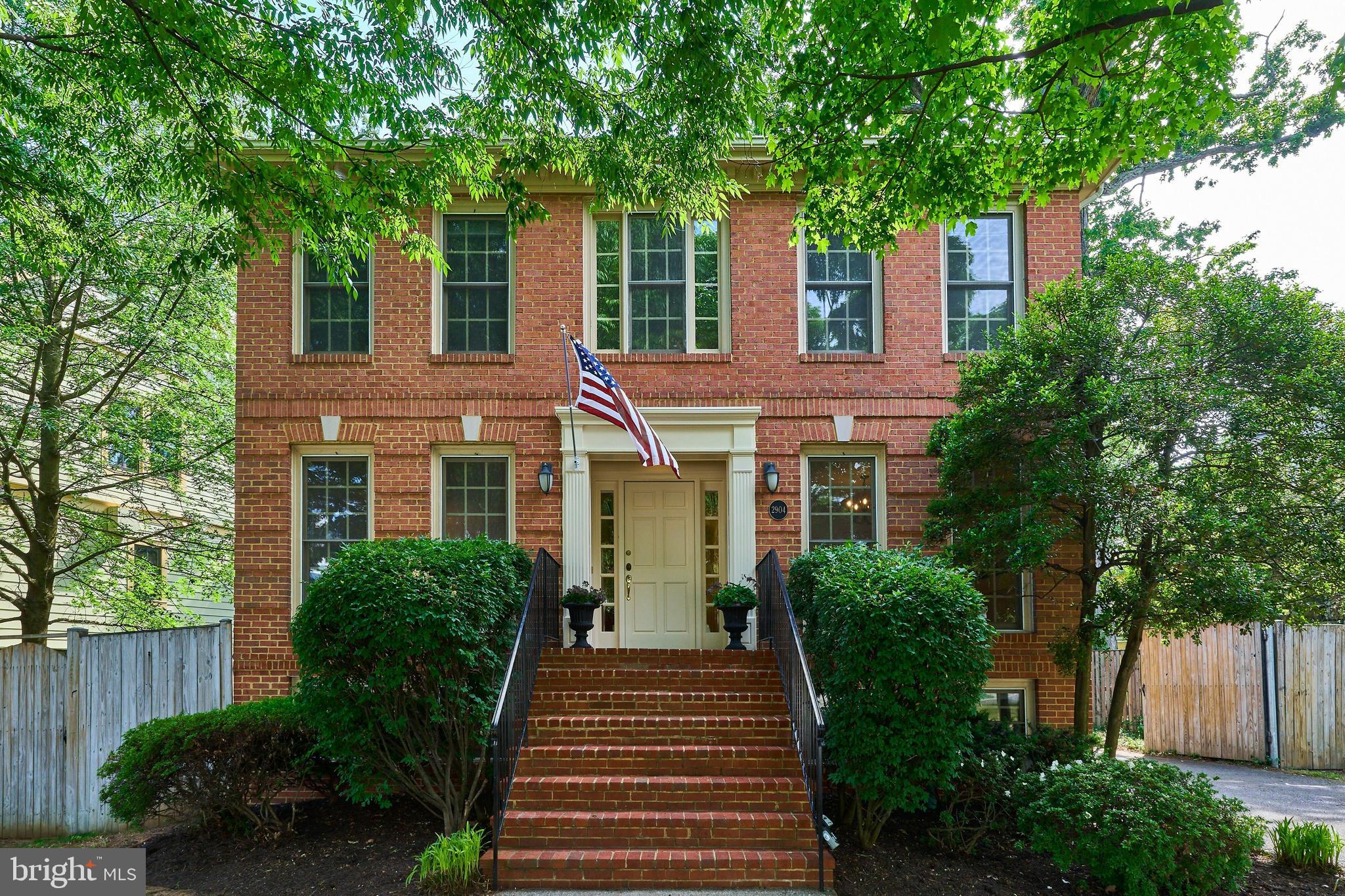 LYON PARK - Residential