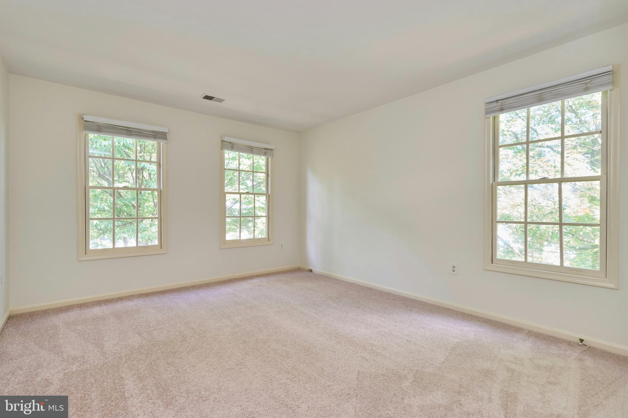 LYON PARK - Residential
