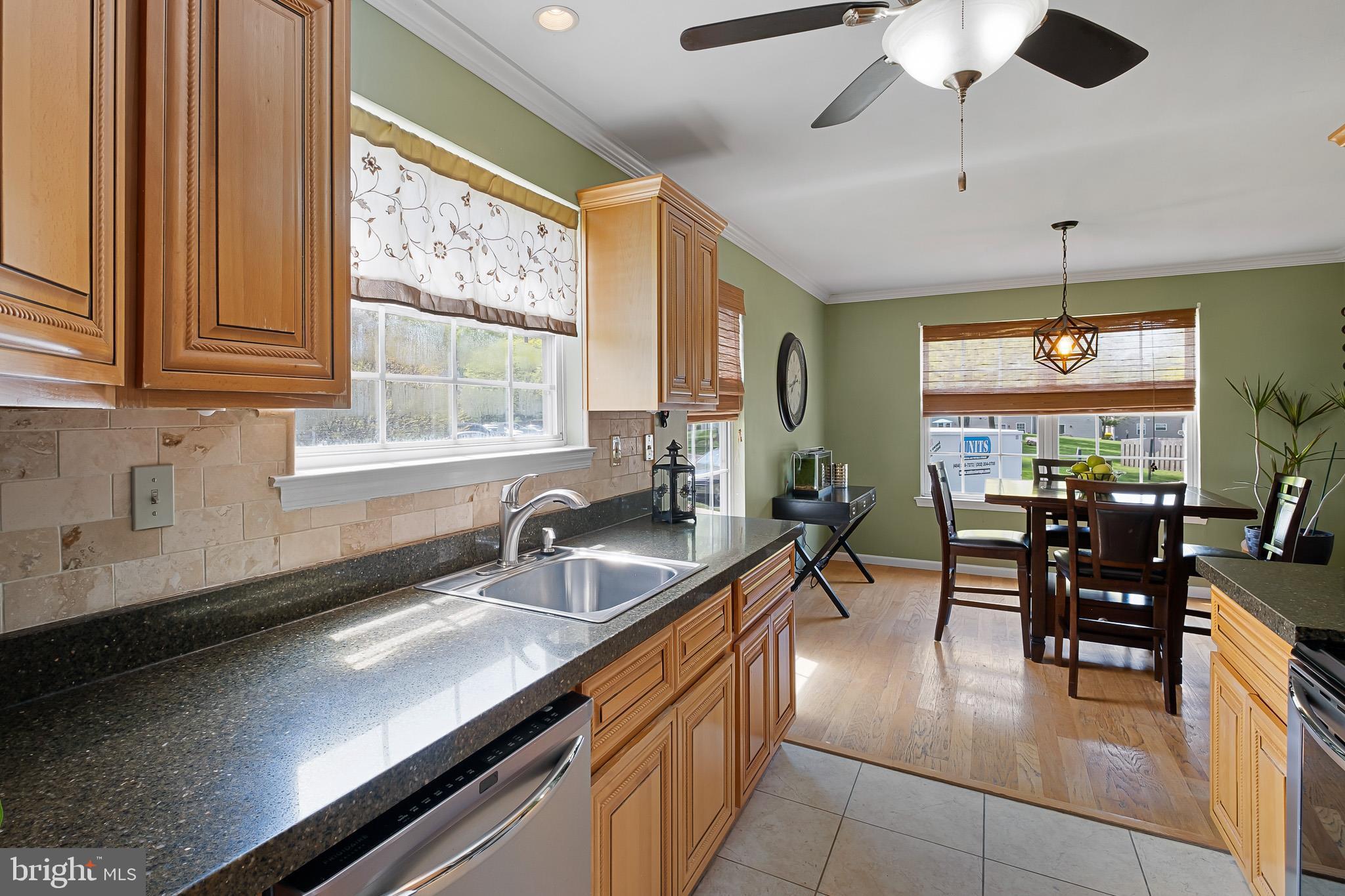 CANTERBURY WOODS - Residential