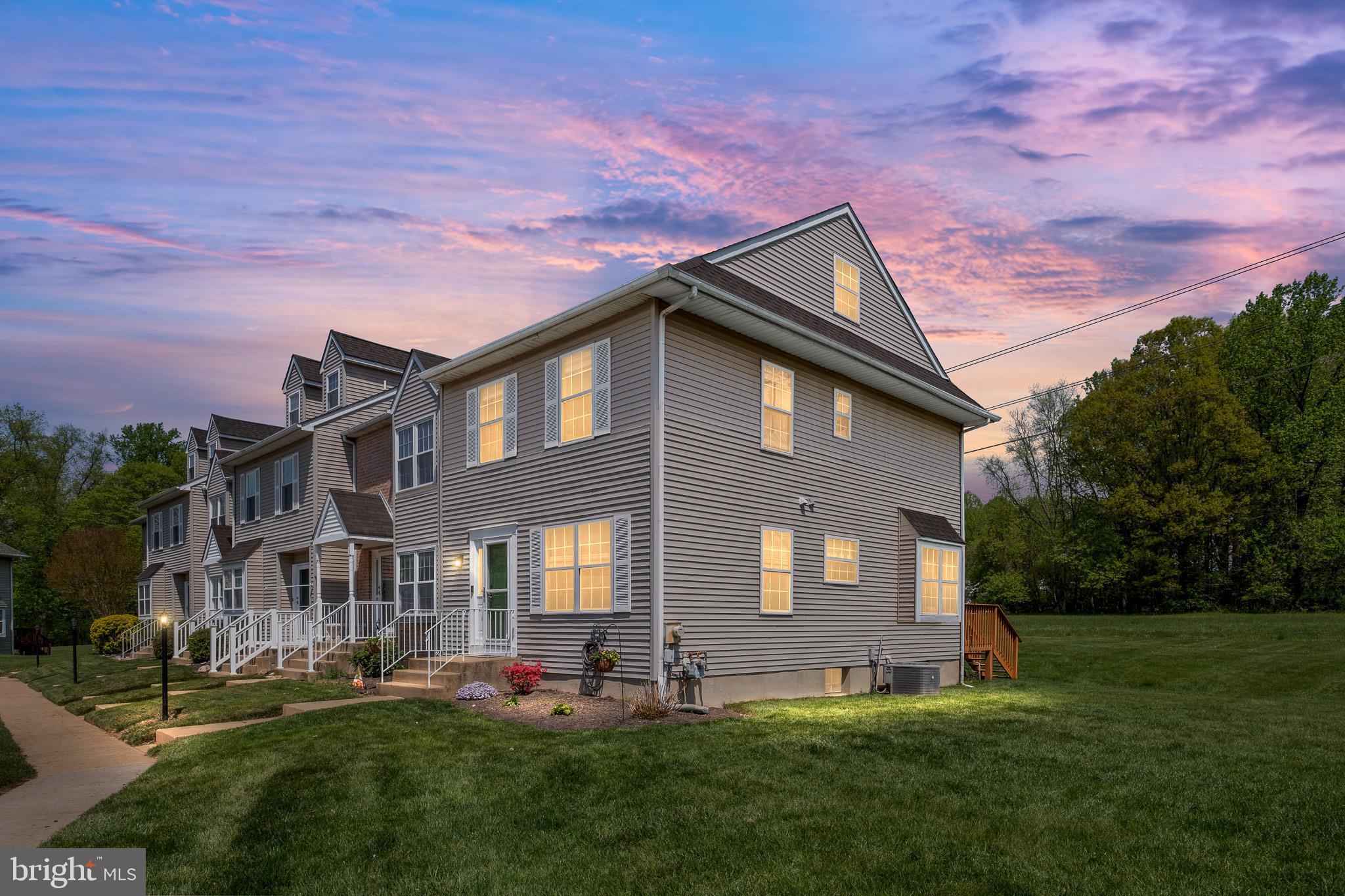 CANTERBURY WOODS - Residential
