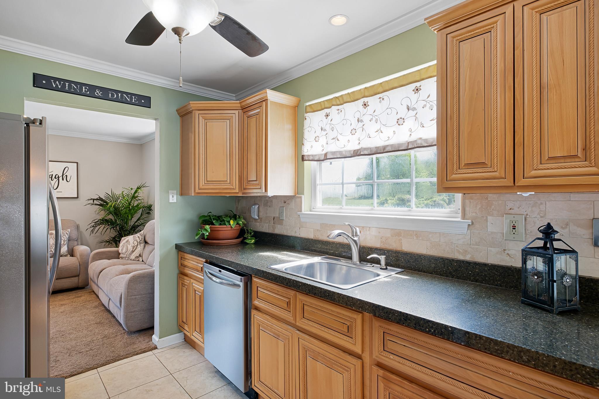 CANTERBURY WOODS - Residential