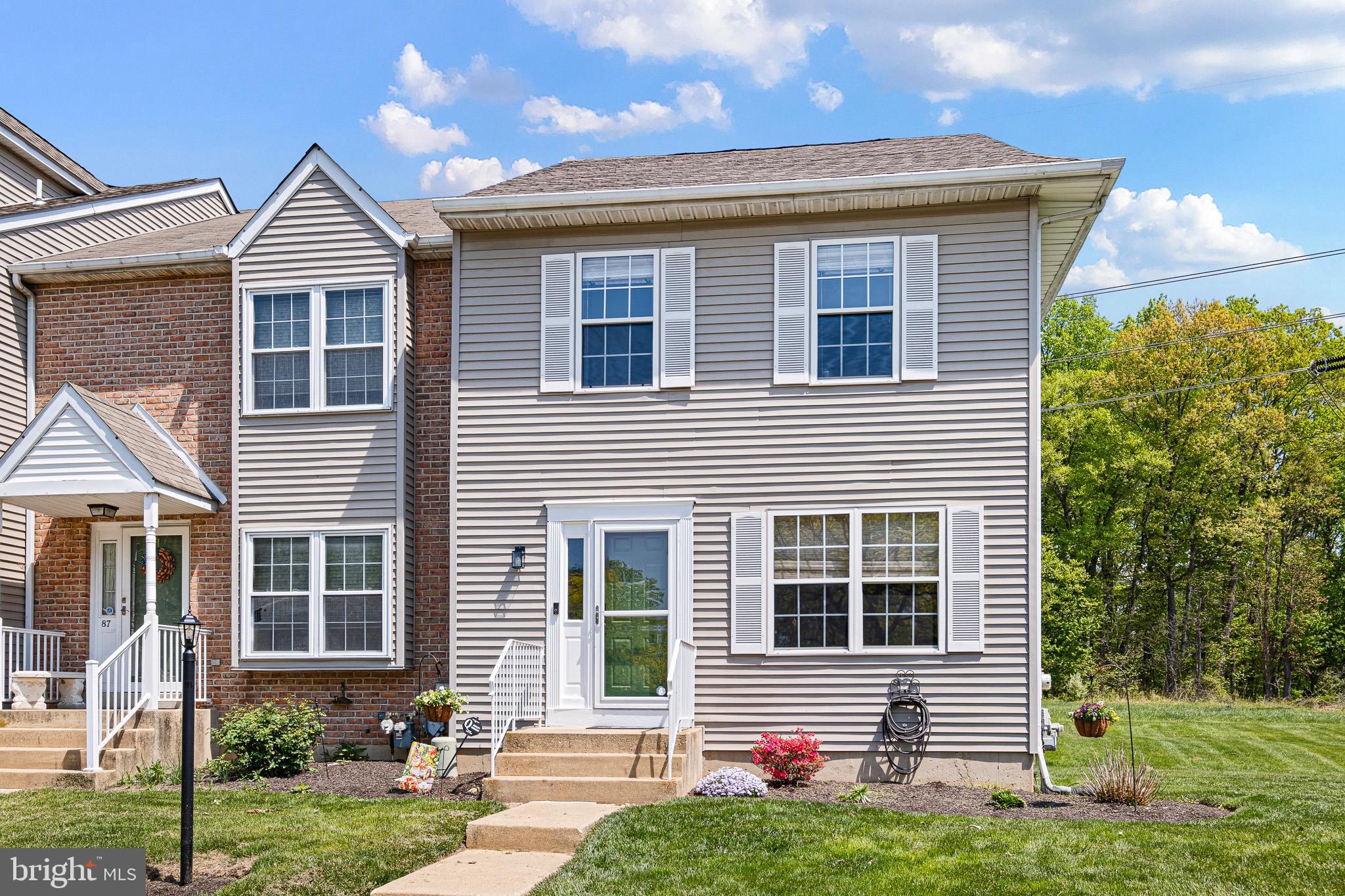 CANTERBURY WOODS - Residential