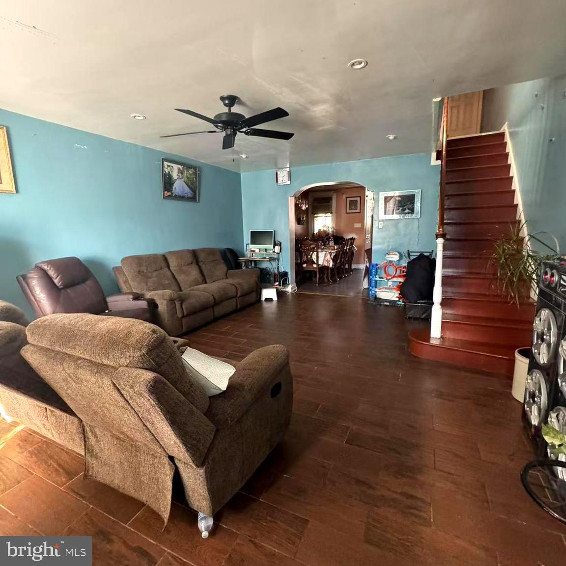 HOLMESBURG - Residential