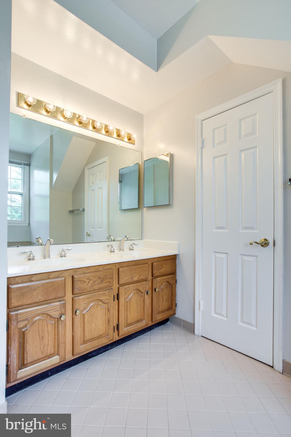 ASHFORD - Residential