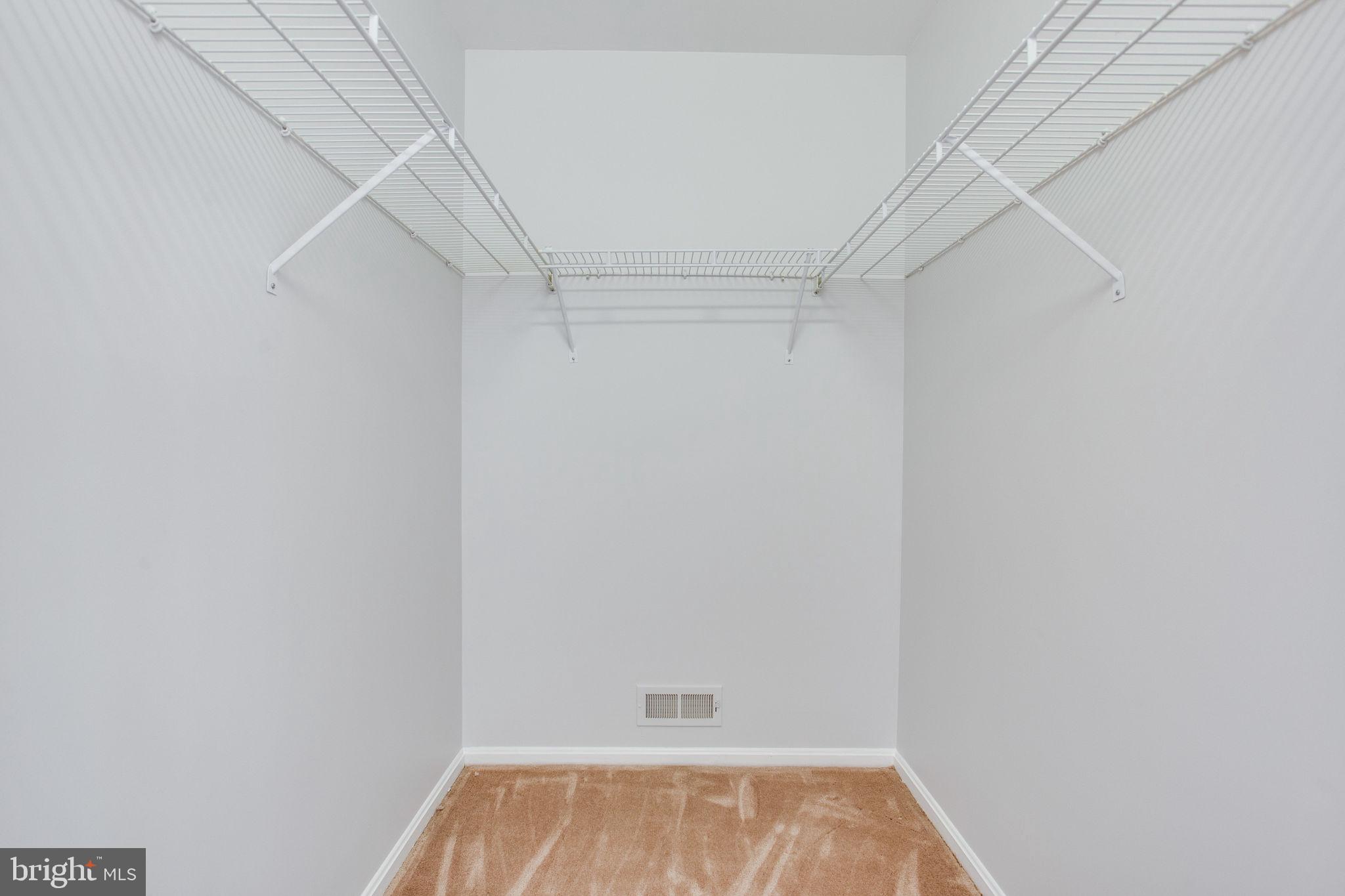 ASHFORD - Residential