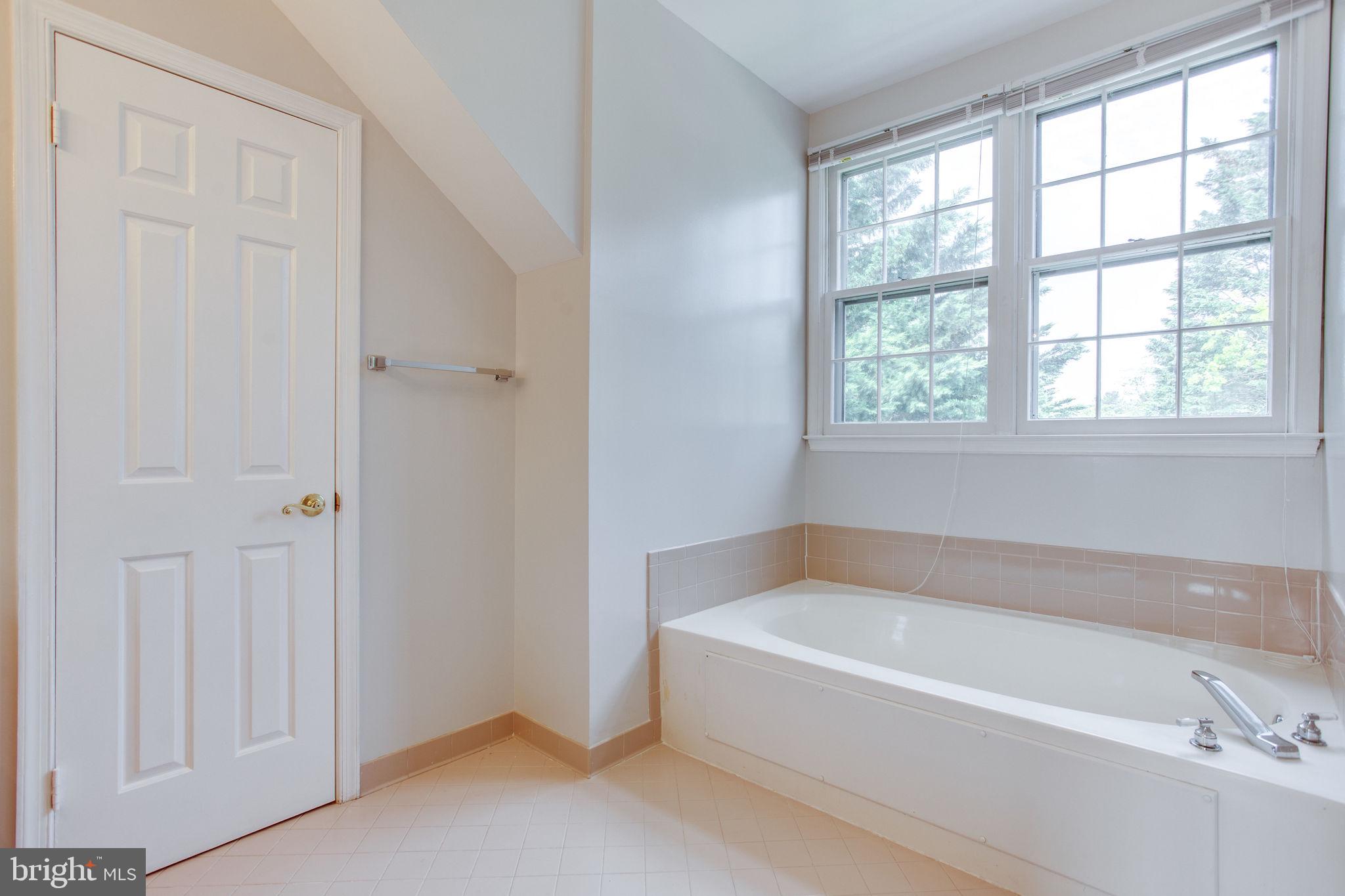 ASHFORD - Residential