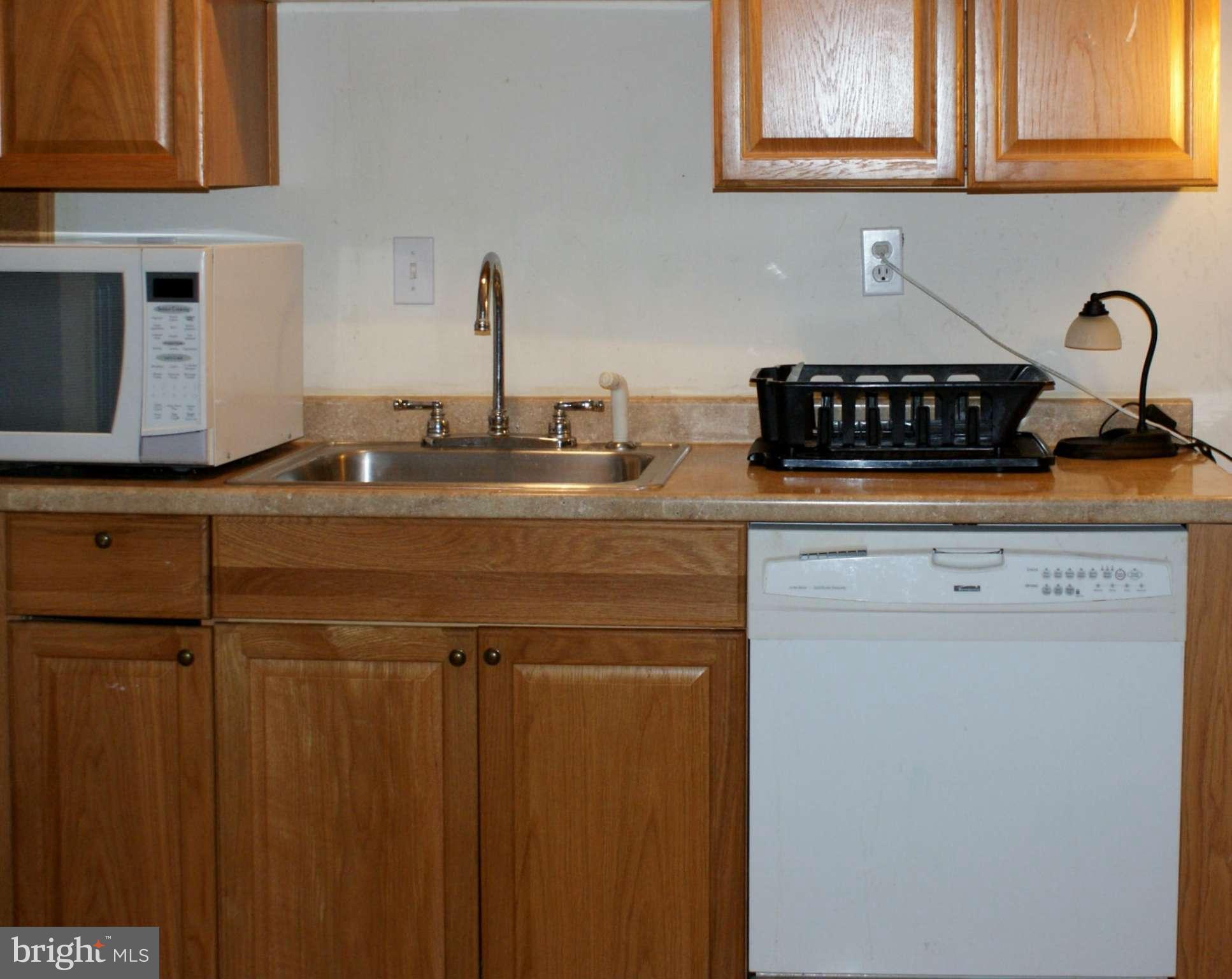 PINEWOOD GREENS - Residential Lease