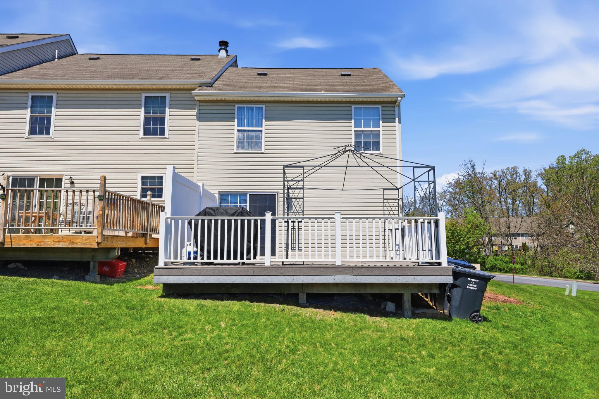 SPRING MOUNT - Residential
