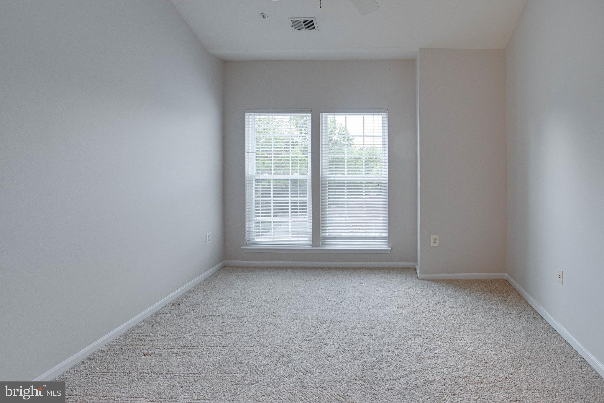 RANDOM HILLS - Residential Lease